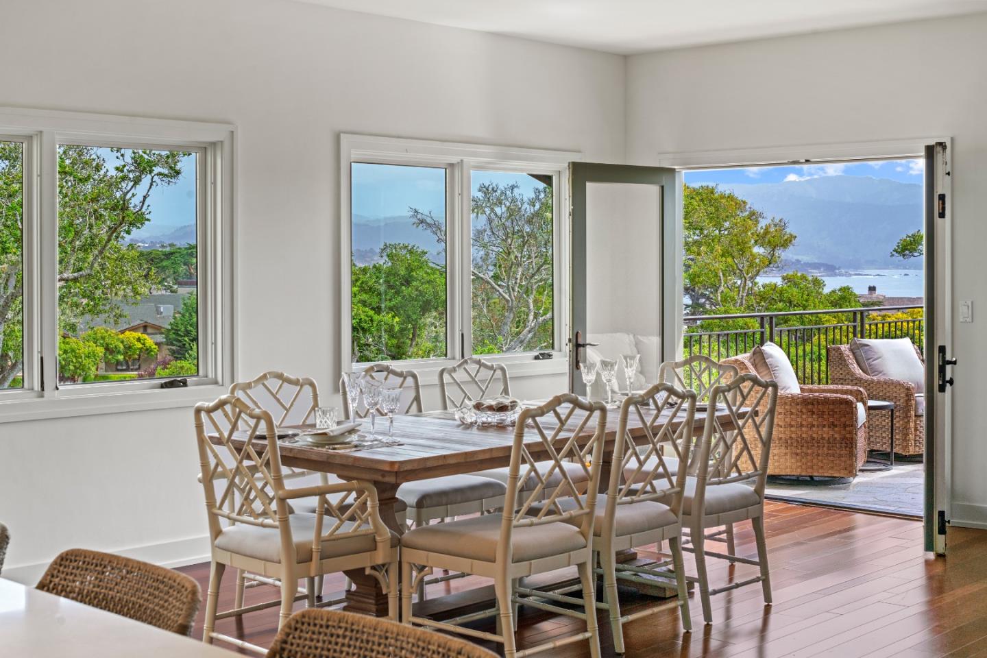Detail Gallery Image 2 of 35 For 3307 17 Mile Dr #4,  Pebble Beach,  CA 93953 - 3 Beds | 3/1 Baths