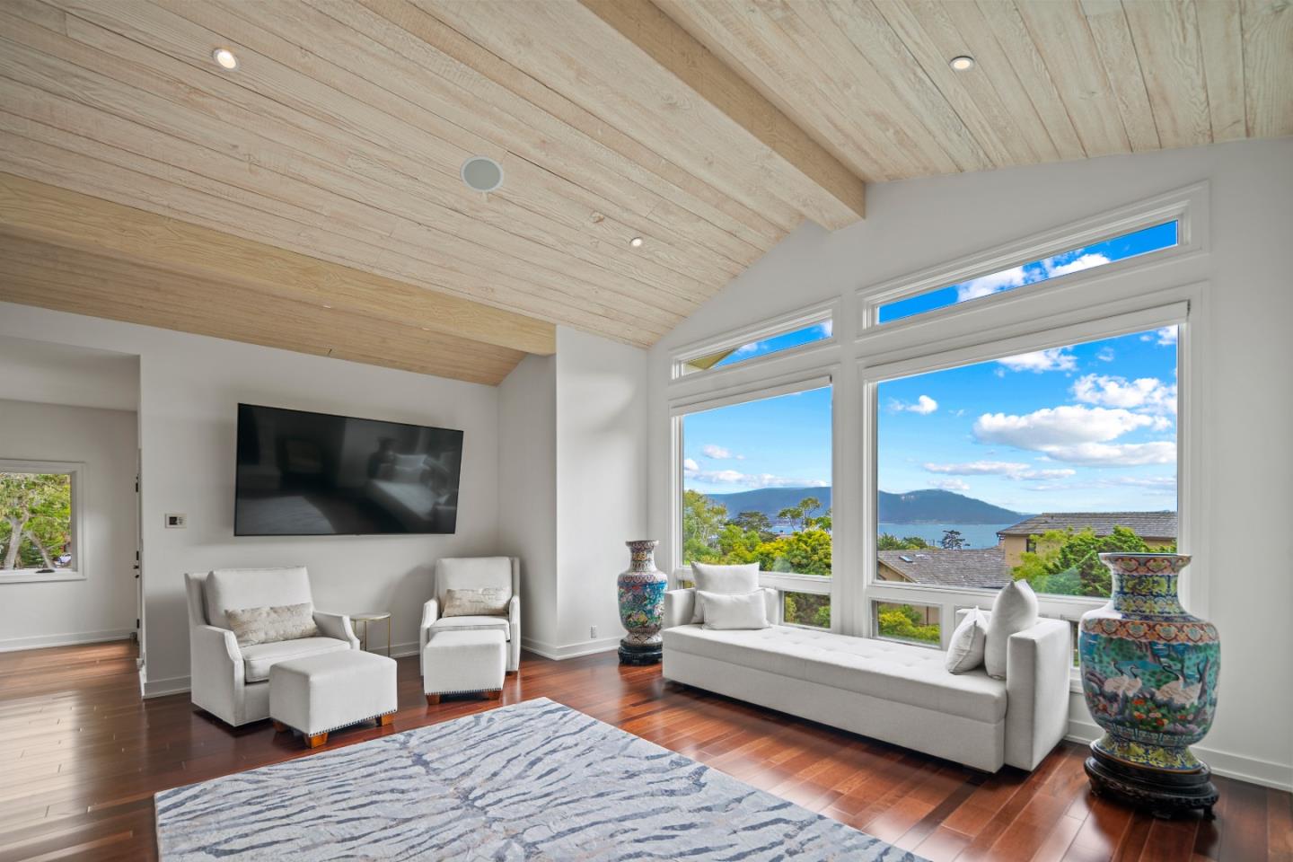 Detail Gallery Image 5 of 35 For 3307 17 Mile Dr #4,  Pebble Beach,  CA 93953 - 3 Beds | 3/1 Baths
