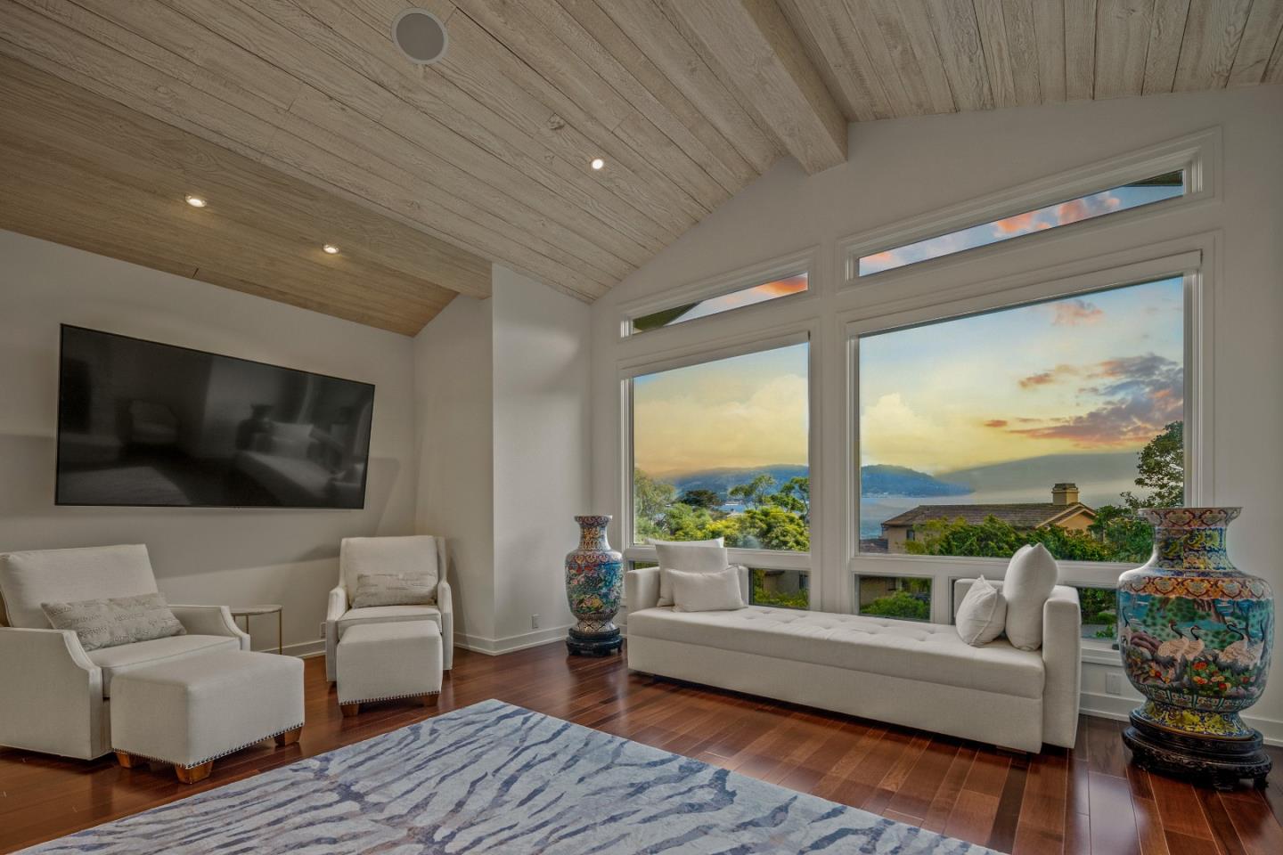Detail Gallery Image 6 of 35 For 3307 17 Mile Dr #4,  Pebble Beach,  CA 93953 - 3 Beds | 3/1 Baths