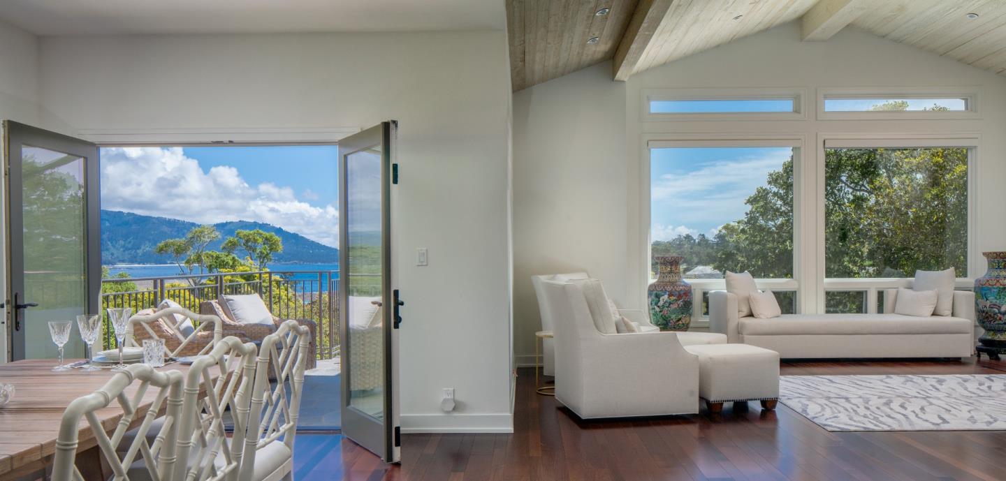 Detail Gallery Image 7 of 35 For 3307 17 Mile Dr #4,  Pebble Beach,  CA 93953 - 3 Beds | 3/1 Baths