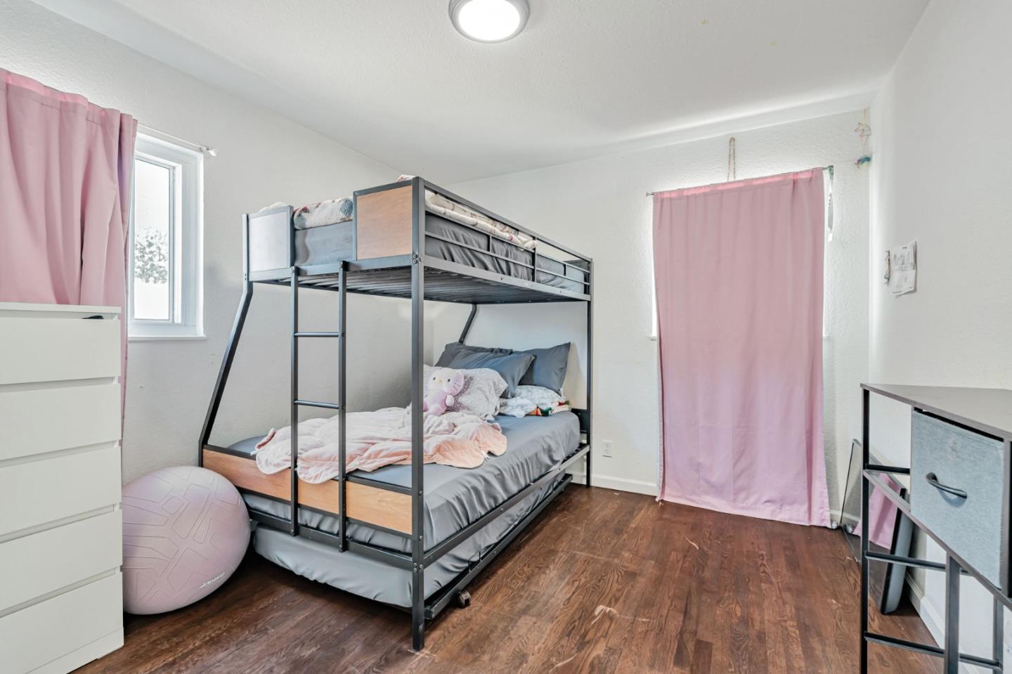 Detail Gallery Image 24 of 36 For 2105 Geneva Dr, Modesto,  CA 95350 - 3 Beds | 2 Baths