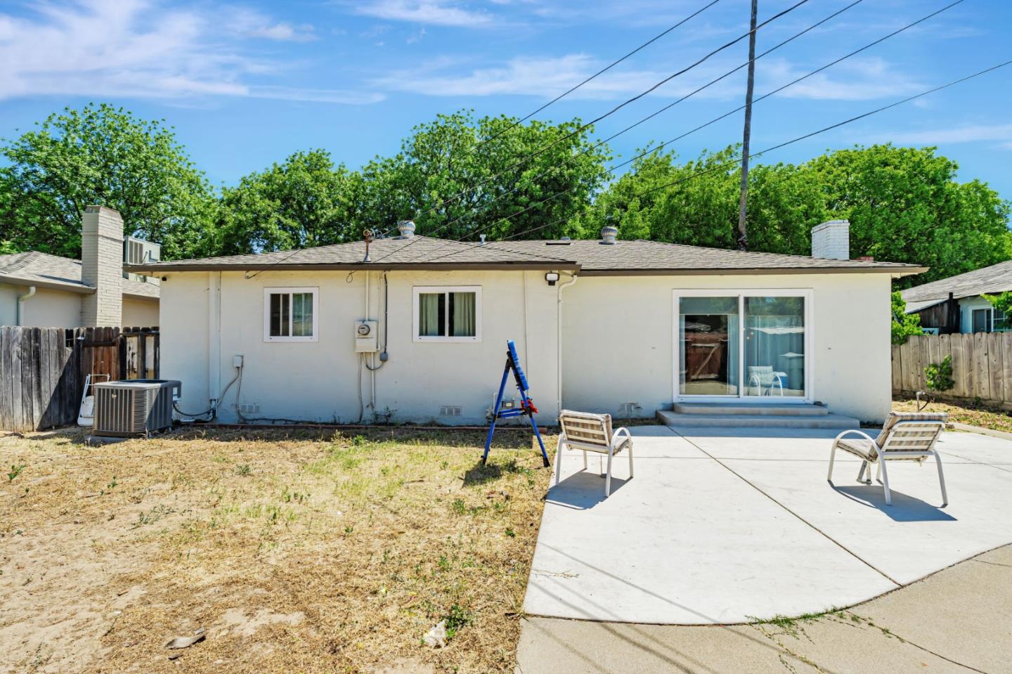 Detail Gallery Image 32 of 36 For 2105 Geneva Dr, Modesto,  CA 95350 - 3 Beds | 2 Baths