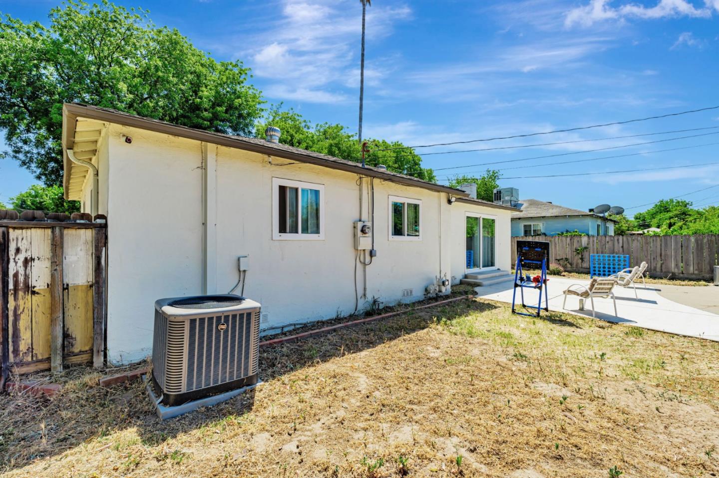 Detail Gallery Image 35 of 36 For 2105 Geneva Dr, Modesto,  CA 95350 - 3 Beds | 2 Baths