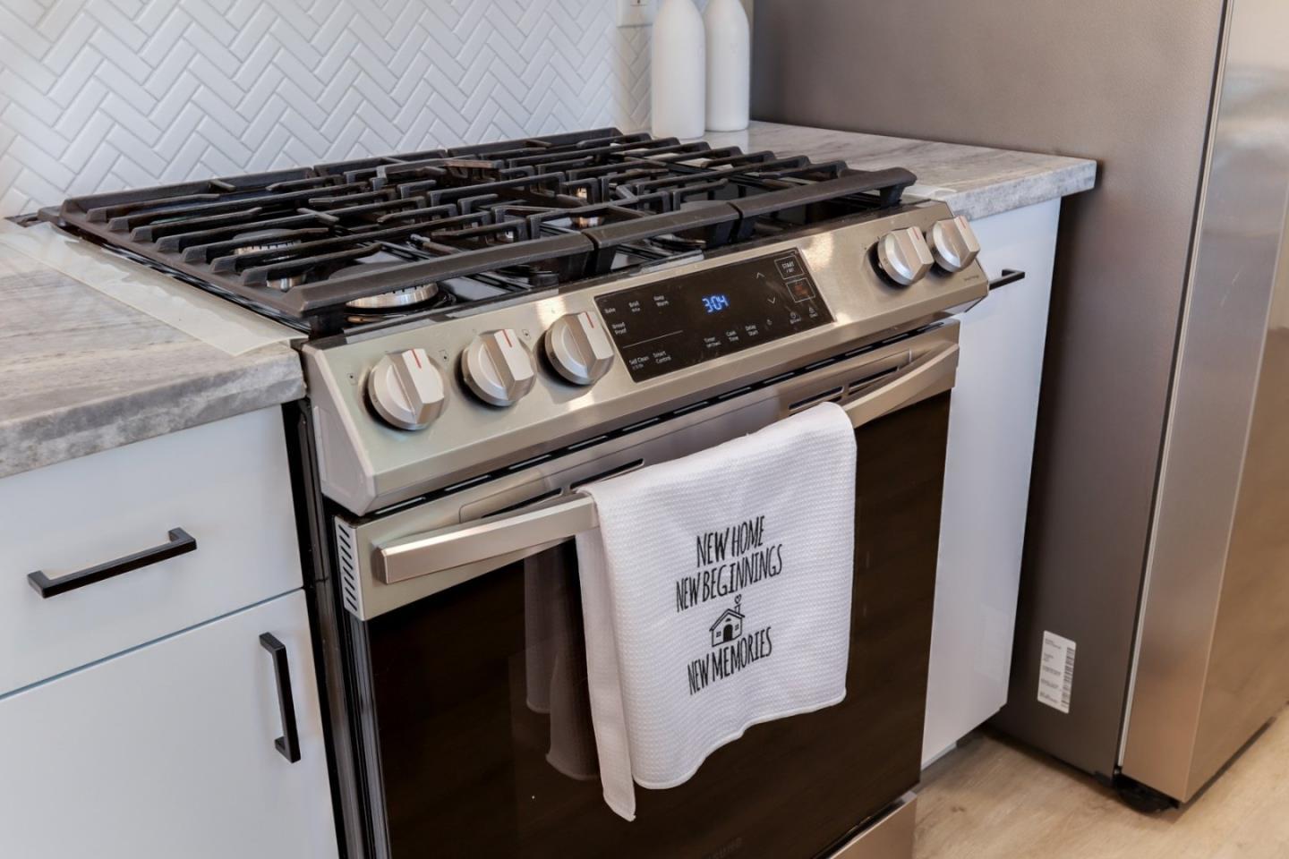Detail Gallery Image 23 of 55 For 681 Arnold Dr, Gilroy,  CA 95020 - 3 Beds | 1/1 Baths
