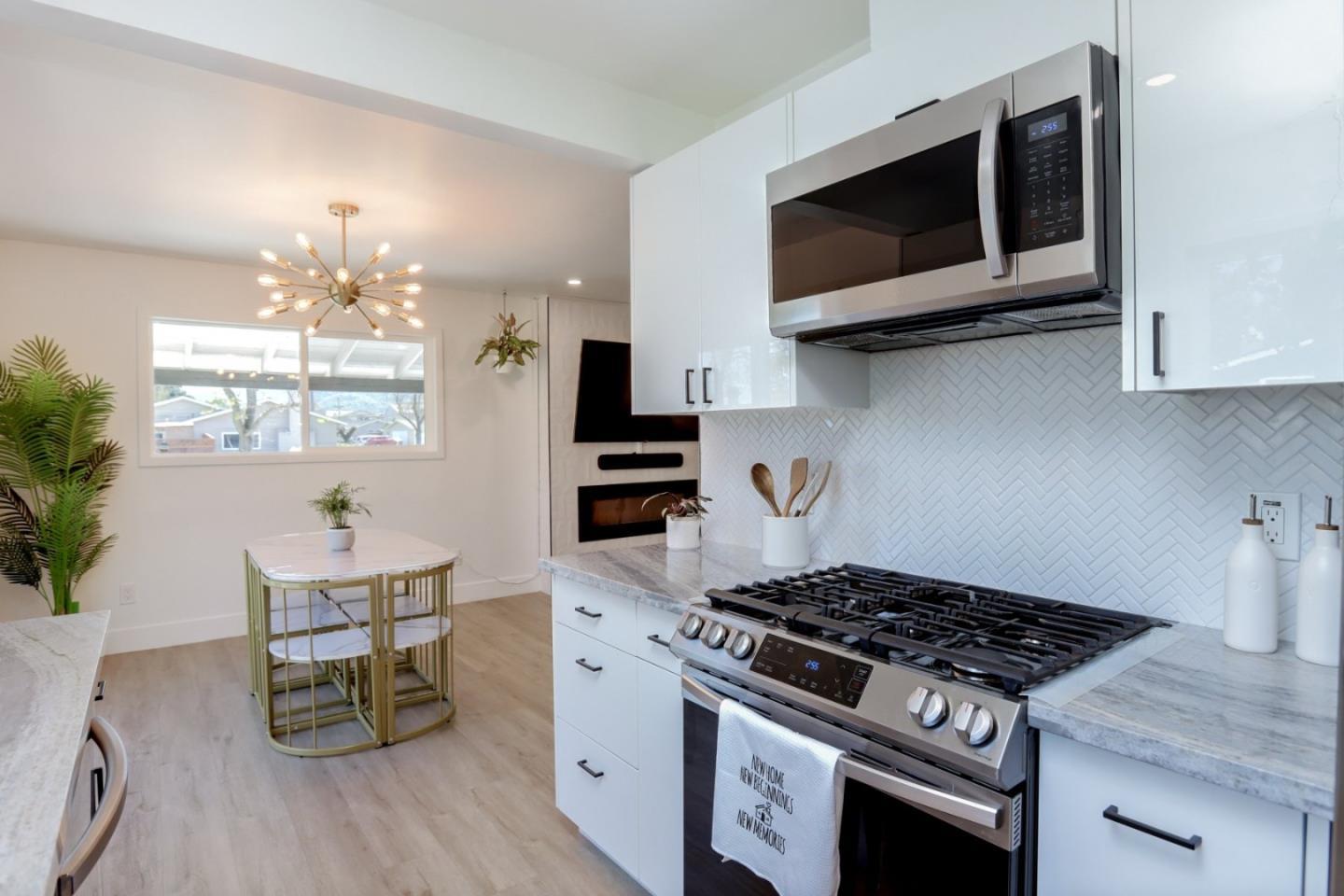 Detail Gallery Image 24 of 55 For 681 Arnold Dr, Gilroy,  CA 95020 - 3 Beds | 1/1 Baths