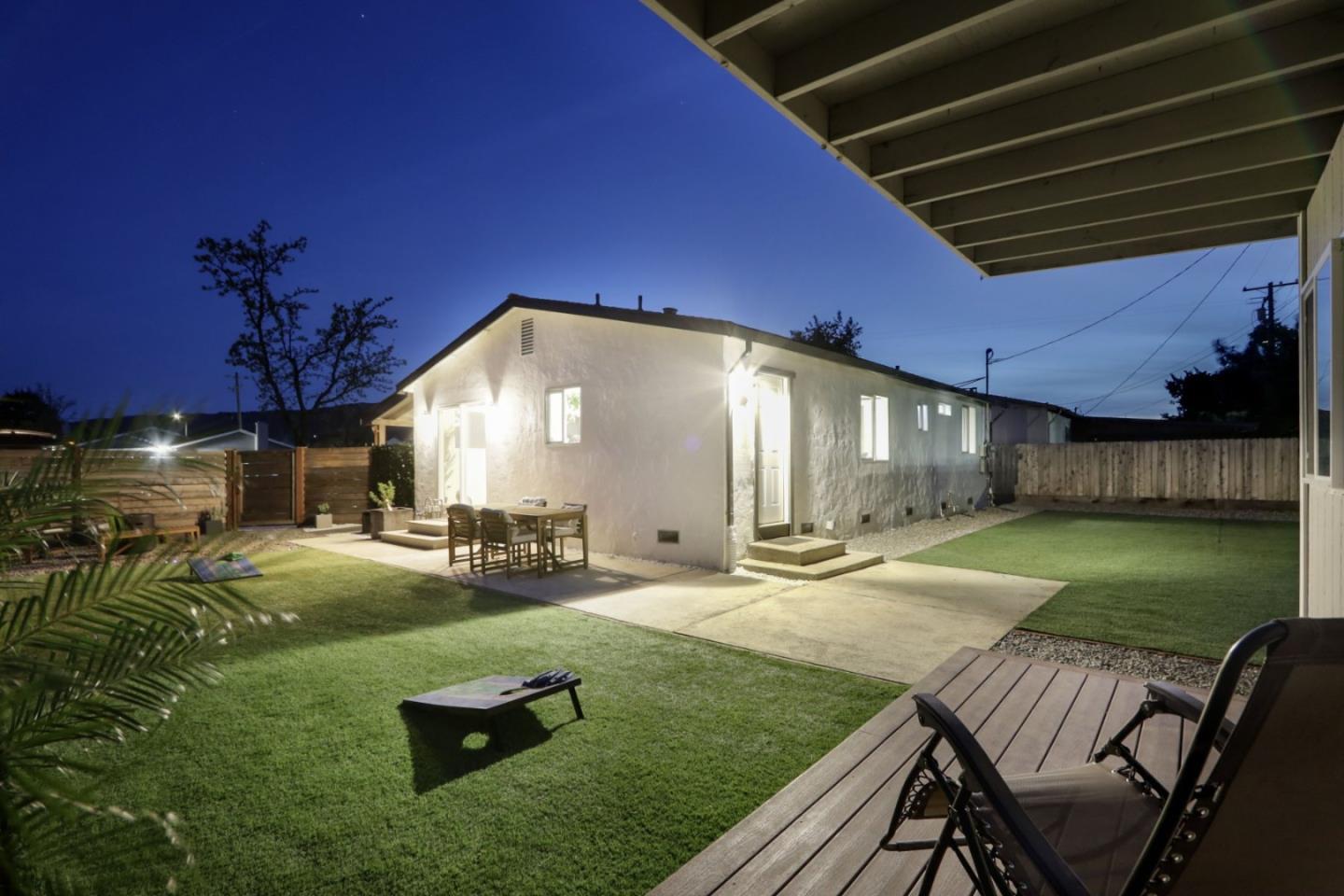Detail Gallery Image 6 of 55 For 681 Arnold Dr, Gilroy,  CA 95020 - 3 Beds | 1/1 Baths