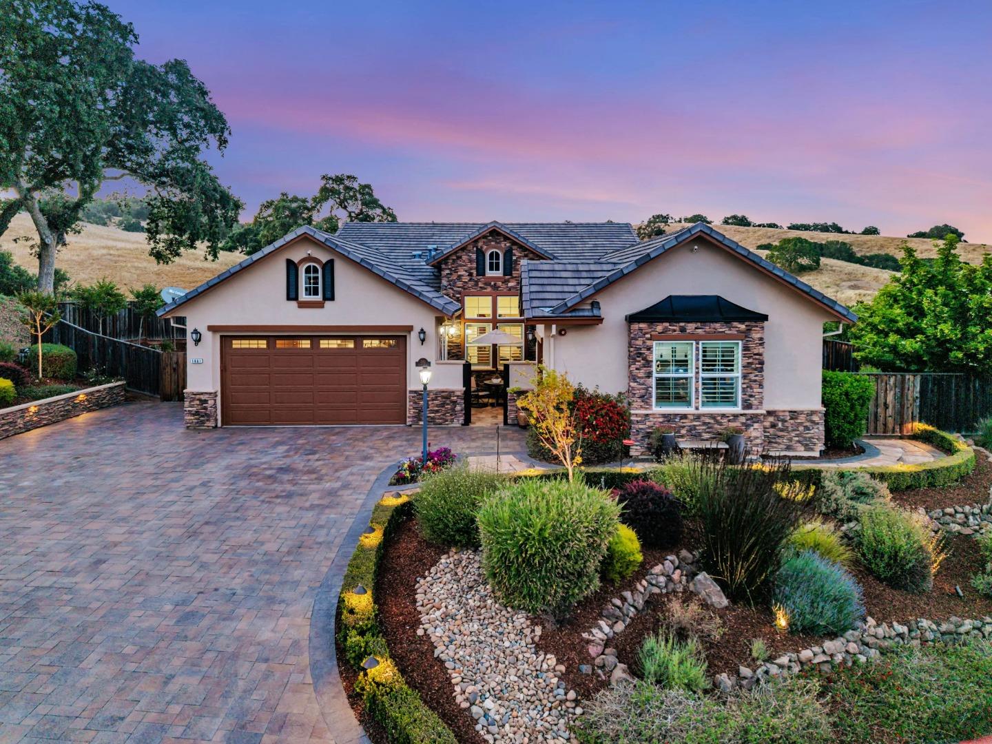 Detail Gallery Image 106 of 171 For 1861 Carob Ct, Gilroy,  CA 95020 - 4 Beds | 3 Baths