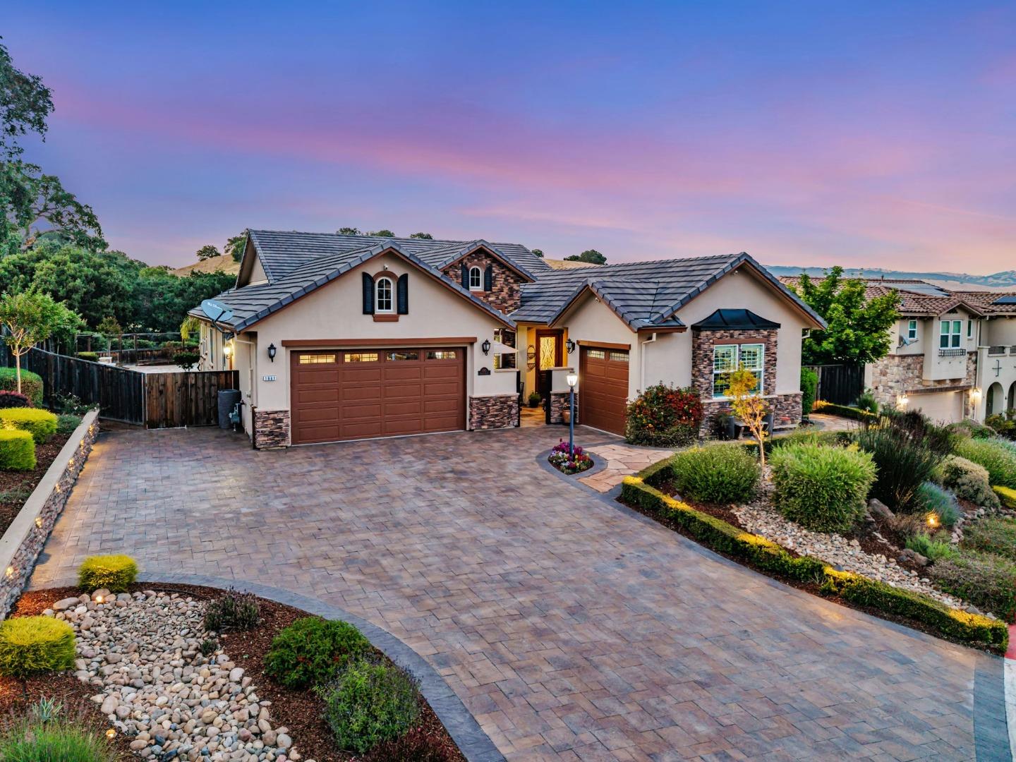 Detail Gallery Image 107 of 171 For 1861 Carob Ct, Gilroy,  CA 95020 - 4 Beds | 3 Baths