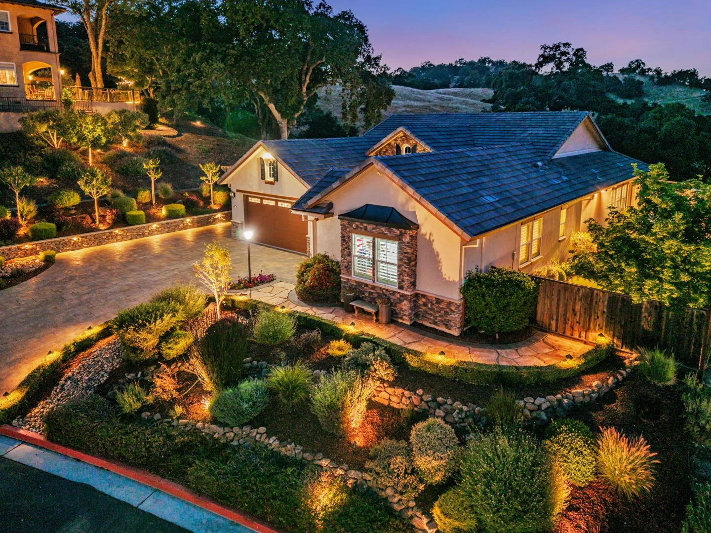 Detail Gallery Image 125 of 171 For 1861 Carob Ct, Gilroy,  CA 95020 - 4 Beds | 3 Baths