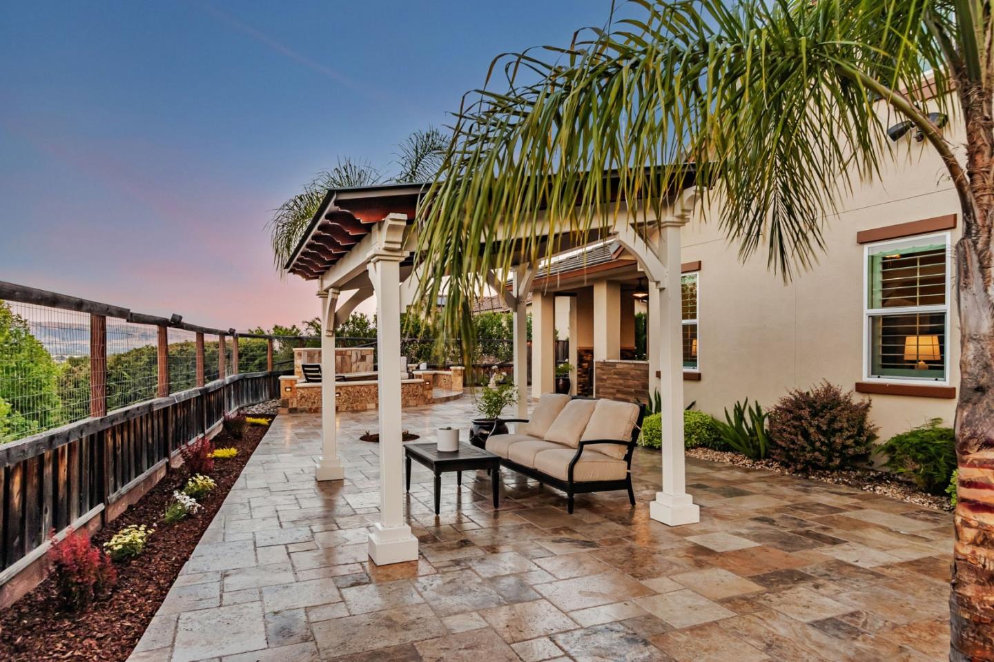 Detail Gallery Image 132 of 171 For 1861 Carob Ct, Gilroy,  CA 95020 - 4 Beds | 3 Baths