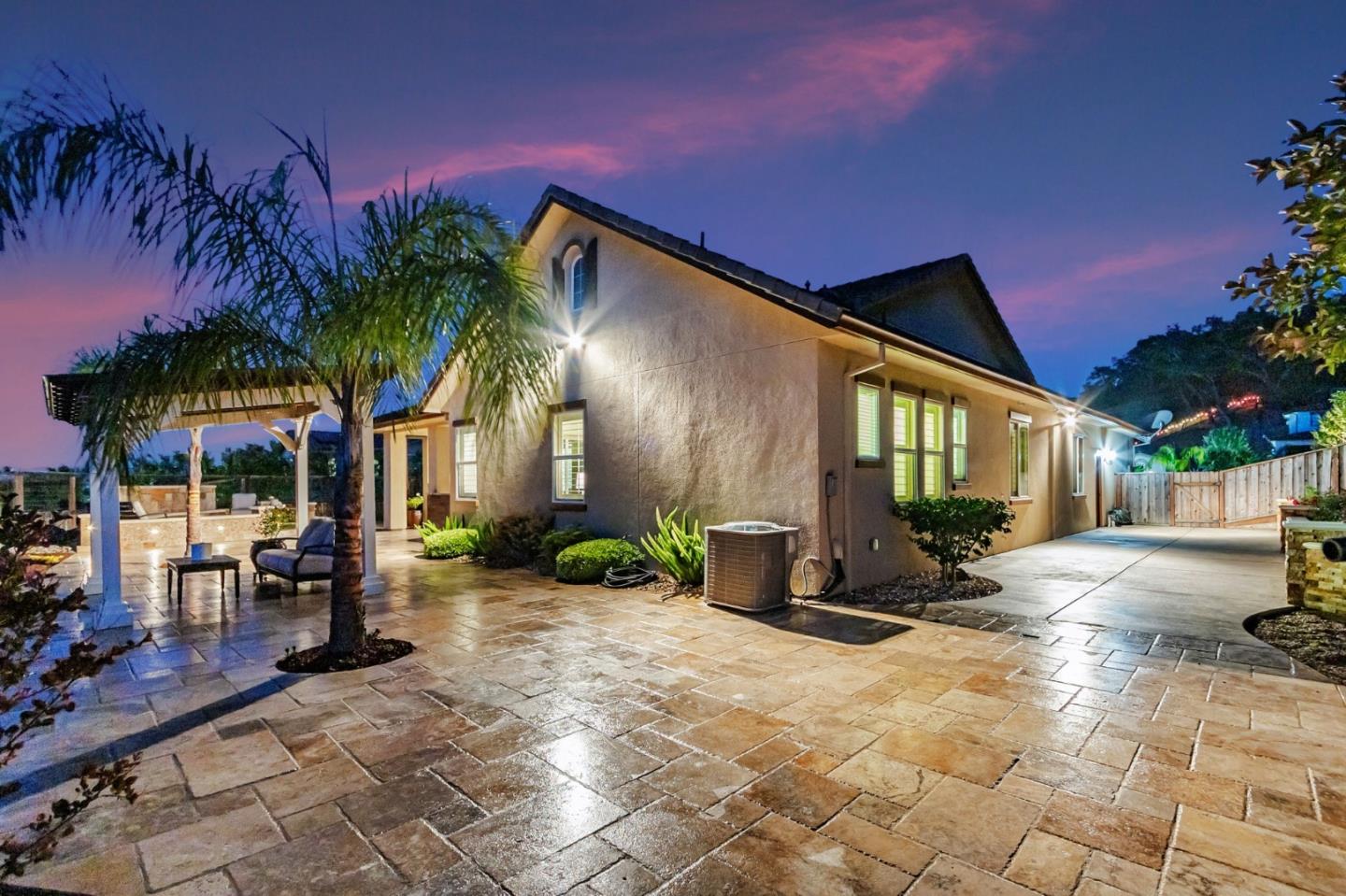 Detail Gallery Image 161 of 171 For 1861 Carob Ct, Gilroy,  CA 95020 - 4 Beds | 3 Baths