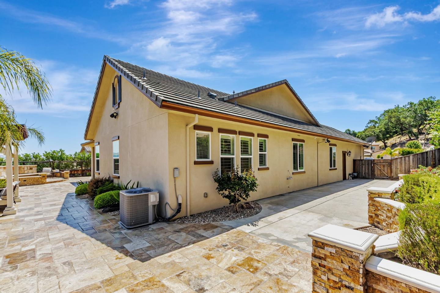 Detail Gallery Image 61 of 171 For 1861 Carob Ct, Gilroy,  CA 95020 - 4 Beds | 3 Baths