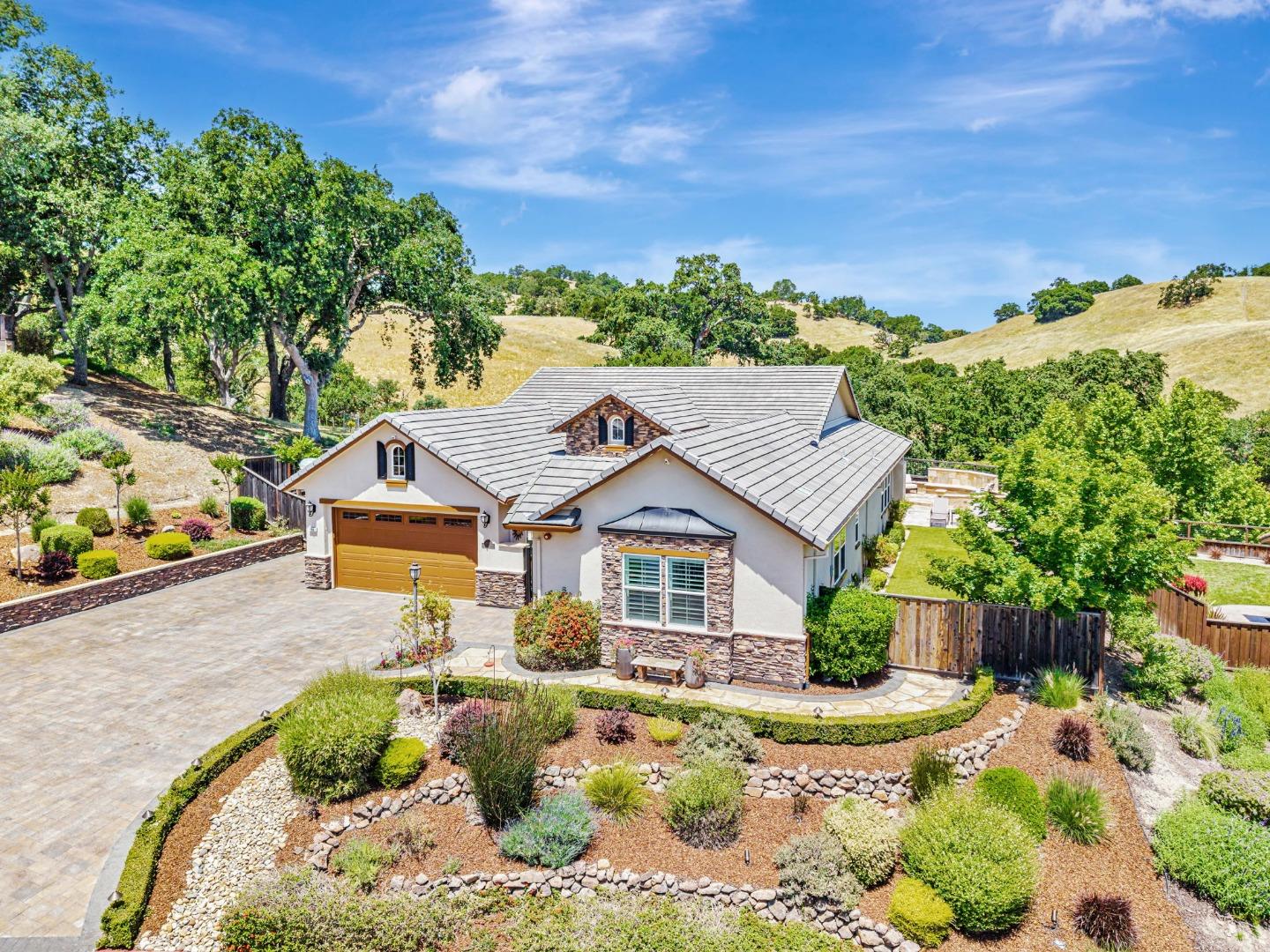 Detail Gallery Image 73 of 171 For 1861 Carob Ct, Gilroy,  CA 95020 - 4 Beds | 3 Baths