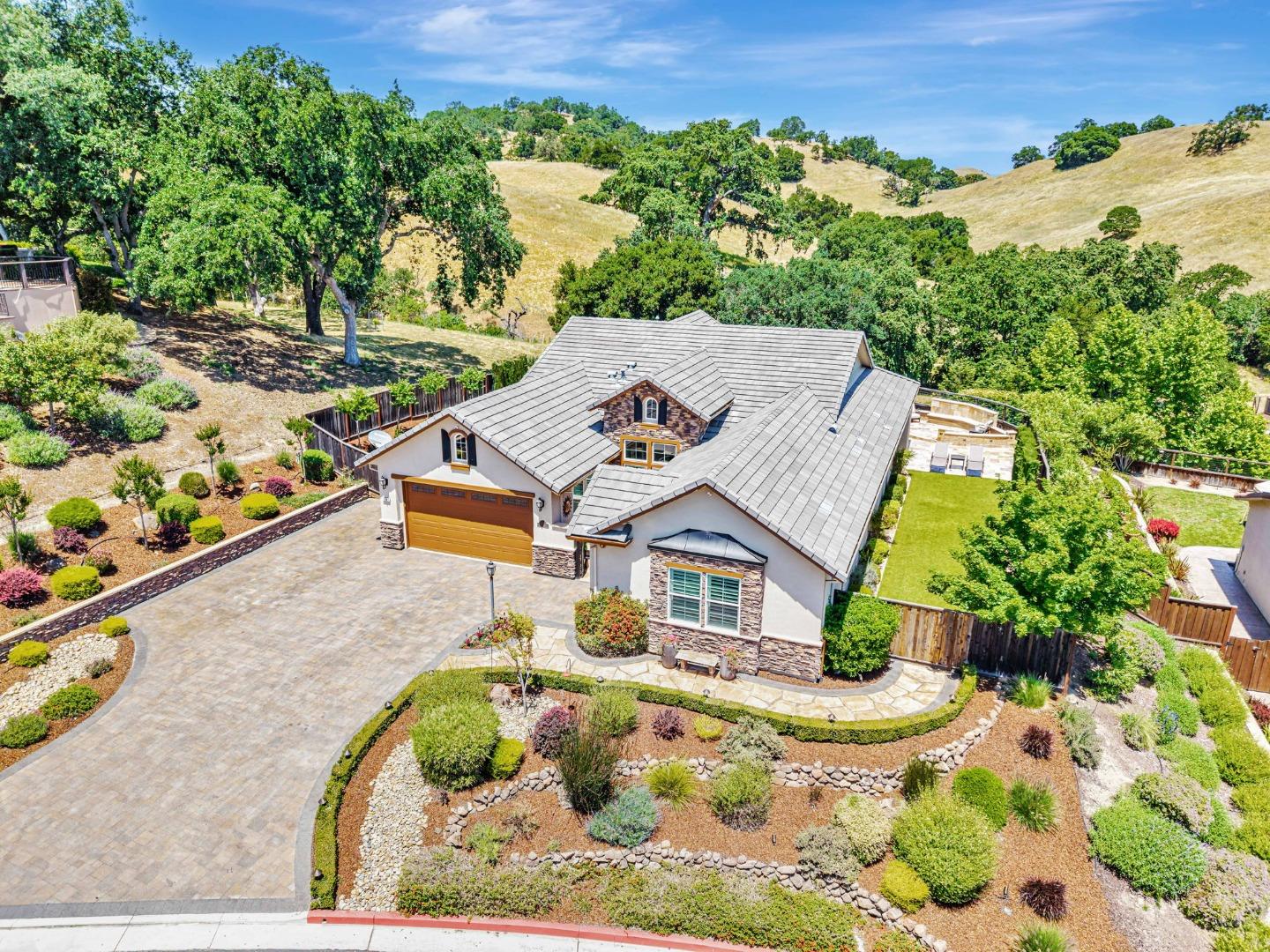 Detail Gallery Image 76 of 171 For 1861 Carob Ct, Gilroy,  CA 95020 - 4 Beds | 3 Baths
