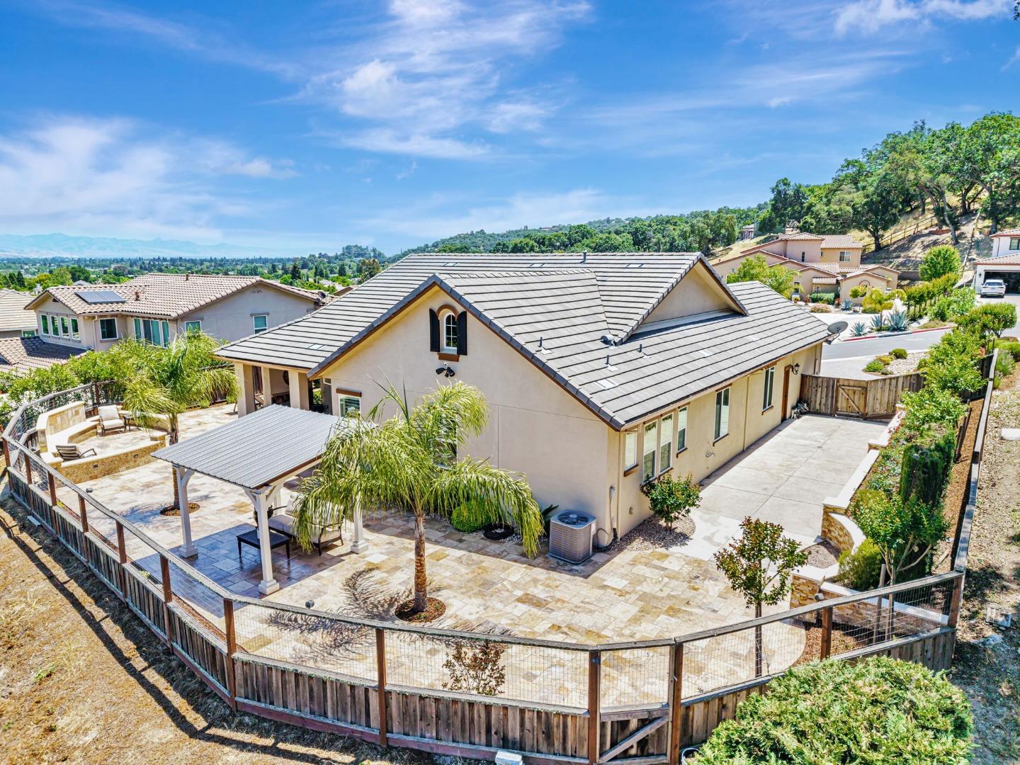 Detail Gallery Image 80 of 171 For 1861 Carob Ct, Gilroy,  CA 95020 - 4 Beds | 3 Baths