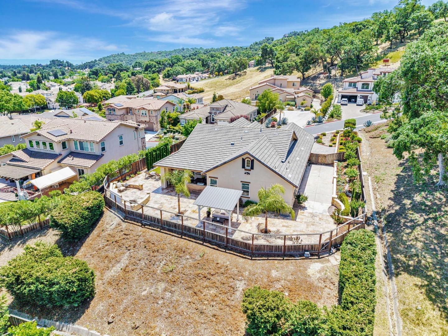 Detail Gallery Image 84 of 171 For 1861 Carob Ct, Gilroy,  CA 95020 - 4 Beds | 3 Baths