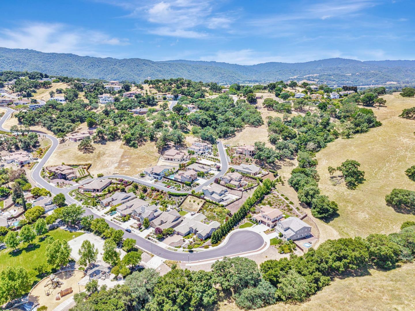 Detail Gallery Image 92 of 171 For 1861 Carob Ct, Gilroy,  CA 95020 - 4 Beds | 3 Baths