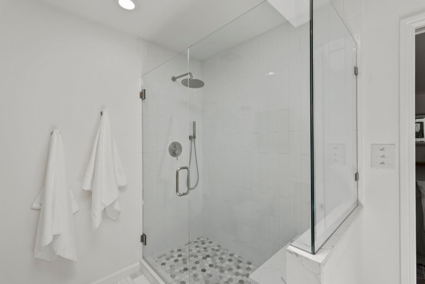 Detail Gallery Image 32 of 49 For 1227 Oak St, San Mateo,  CA 94402 - 4 Beds | 3 Baths
