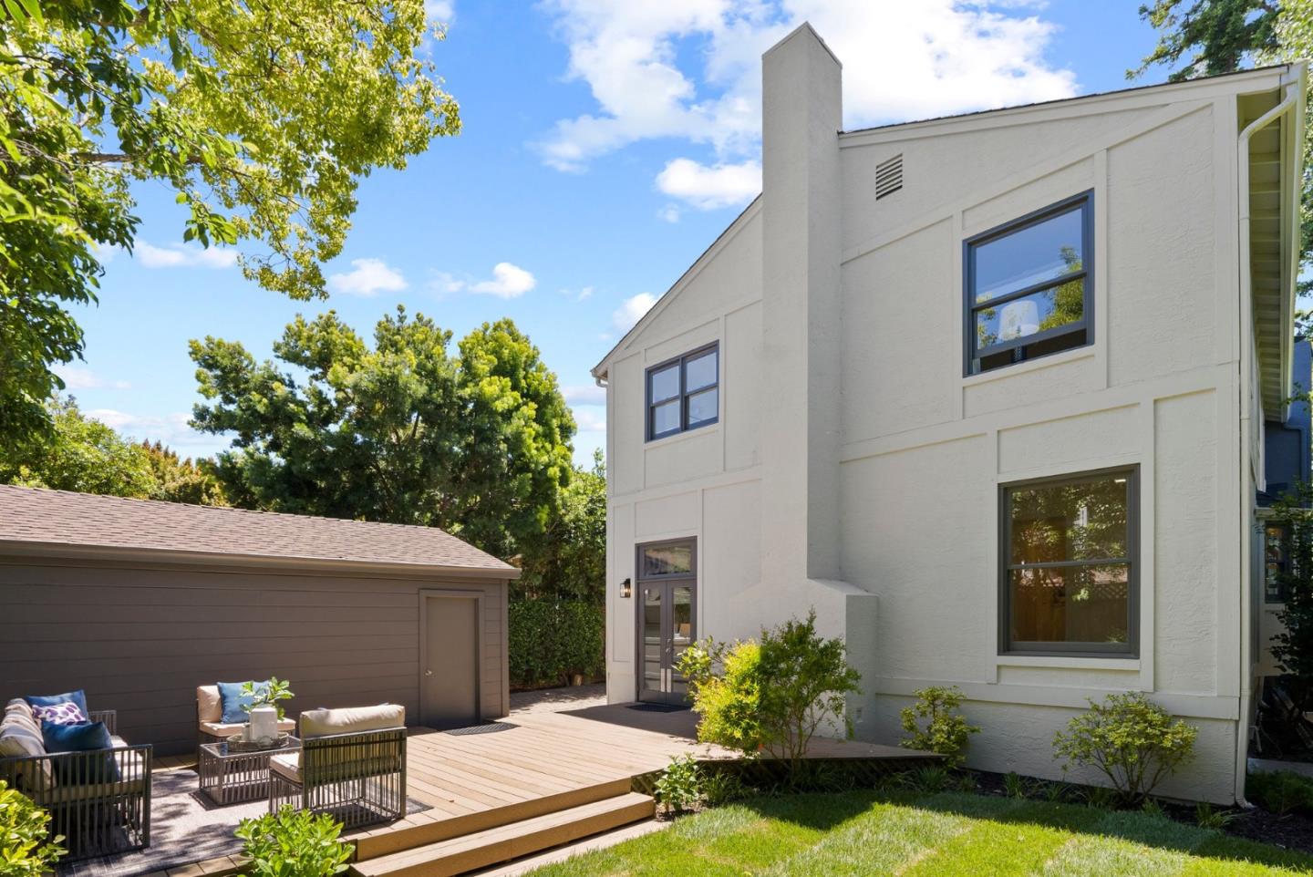 Detail Gallery Image 41 of 49 For 1227 Oak St, San Mateo,  CA 94402 - 4 Beds | 3 Baths