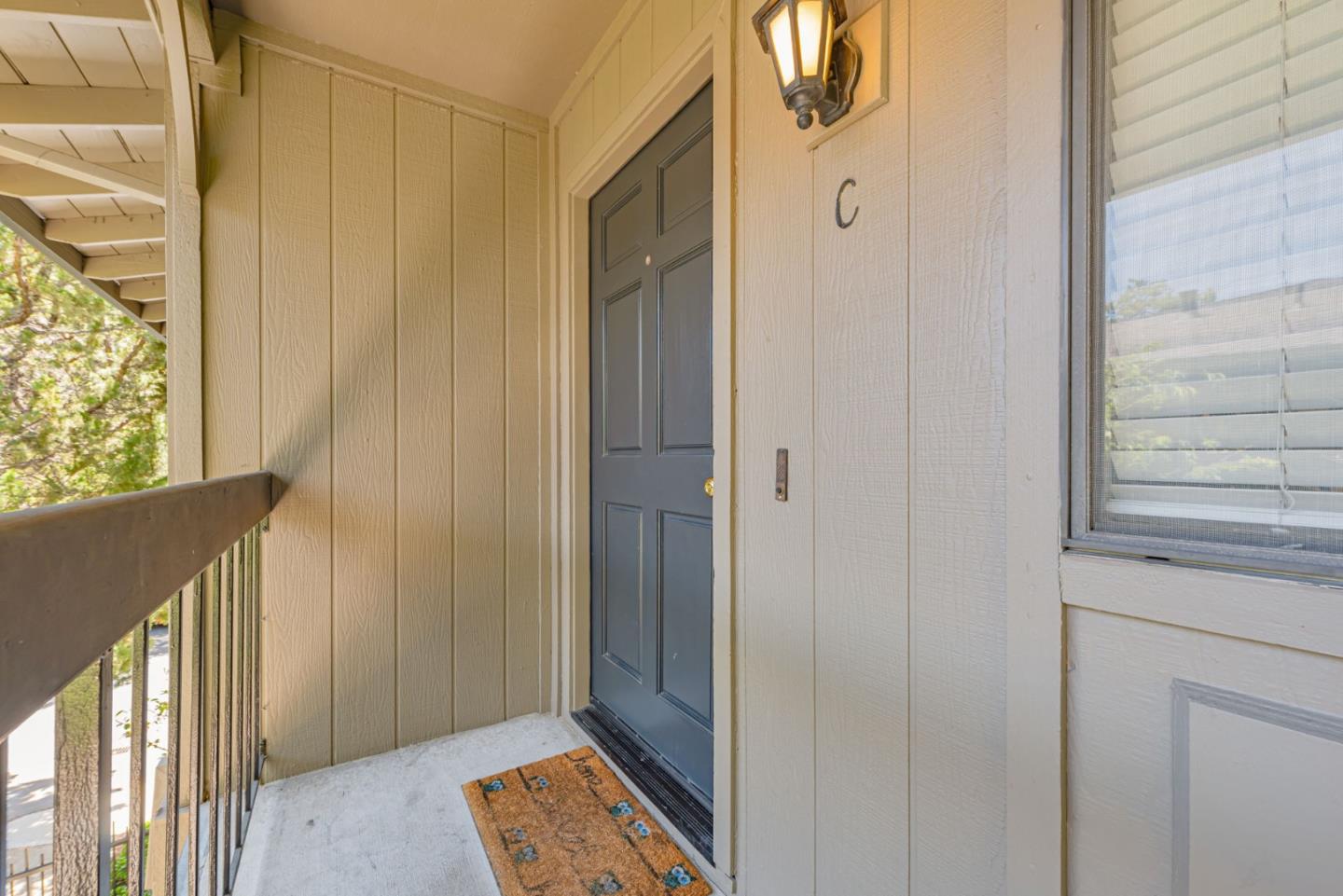 Detail Gallery Image 2 of 47 For 14660 Big Basin Way #C,  Saratoga,  CA 95070 - 3 Beds | 2 Baths