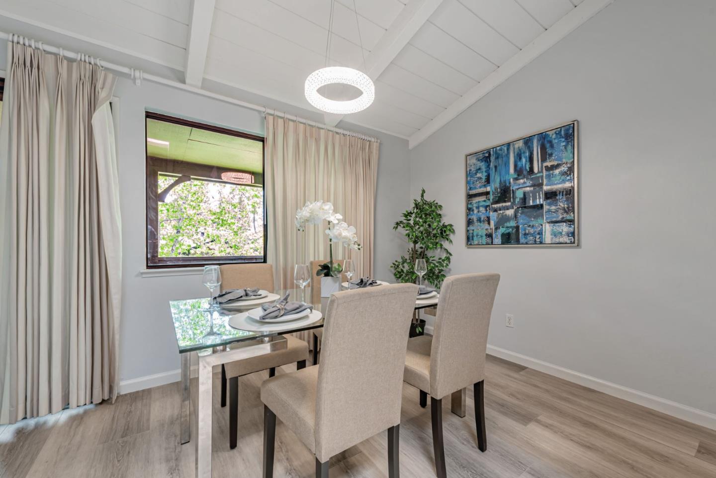 Detail Gallery Image 21 of 47 For 14660 Big Basin Way #C,  Saratoga,  CA 95070 - 3 Beds | 2 Baths