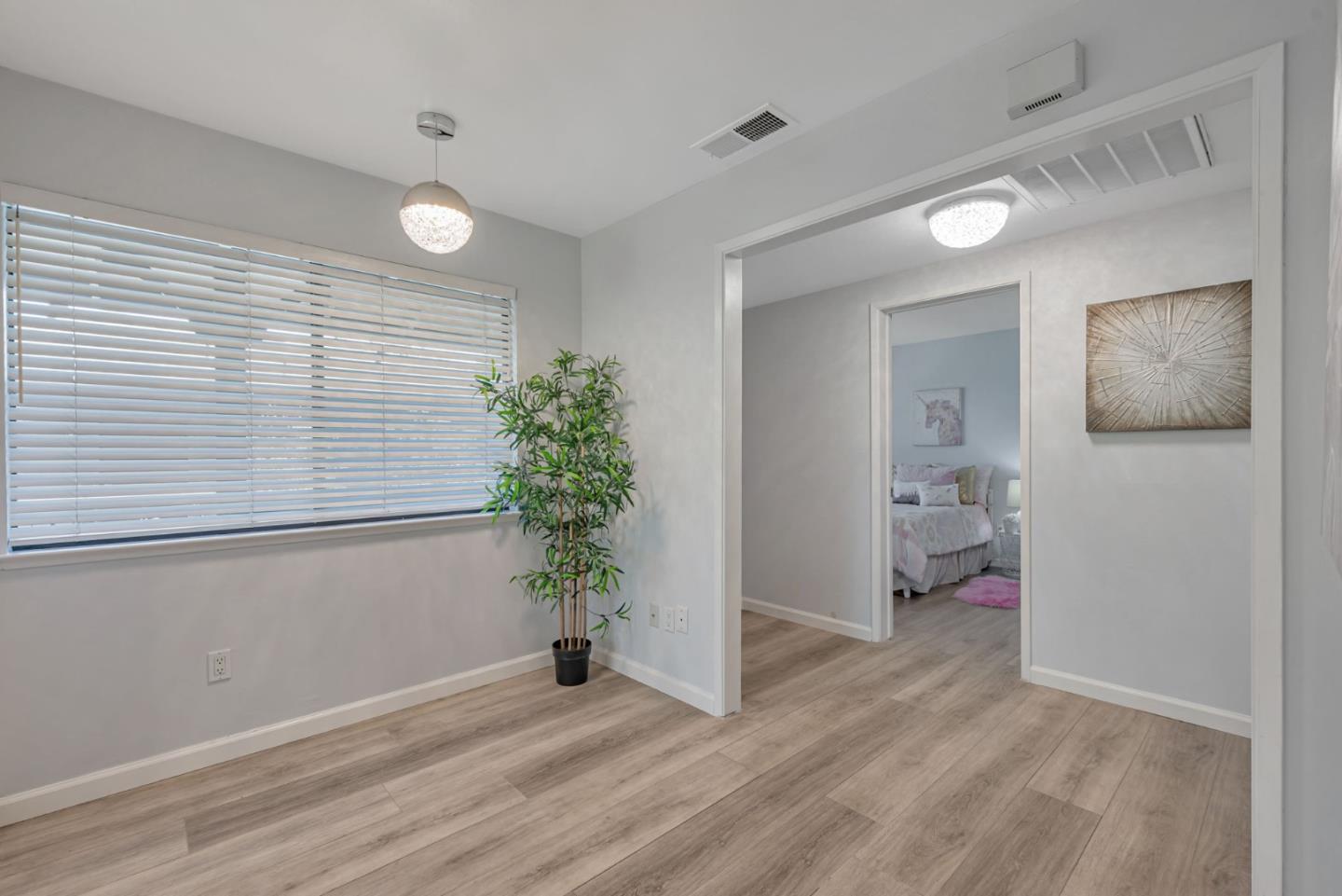 Detail Gallery Image 24 of 47 For 14660 Big Basin Way #C,  Saratoga,  CA 95070 - 3 Beds | 2 Baths