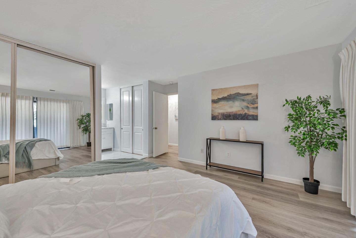 Detail Gallery Image 31 of 47 For 14660 Big Basin Way #C,  Saratoga,  CA 95070 - 3 Beds | 2 Baths