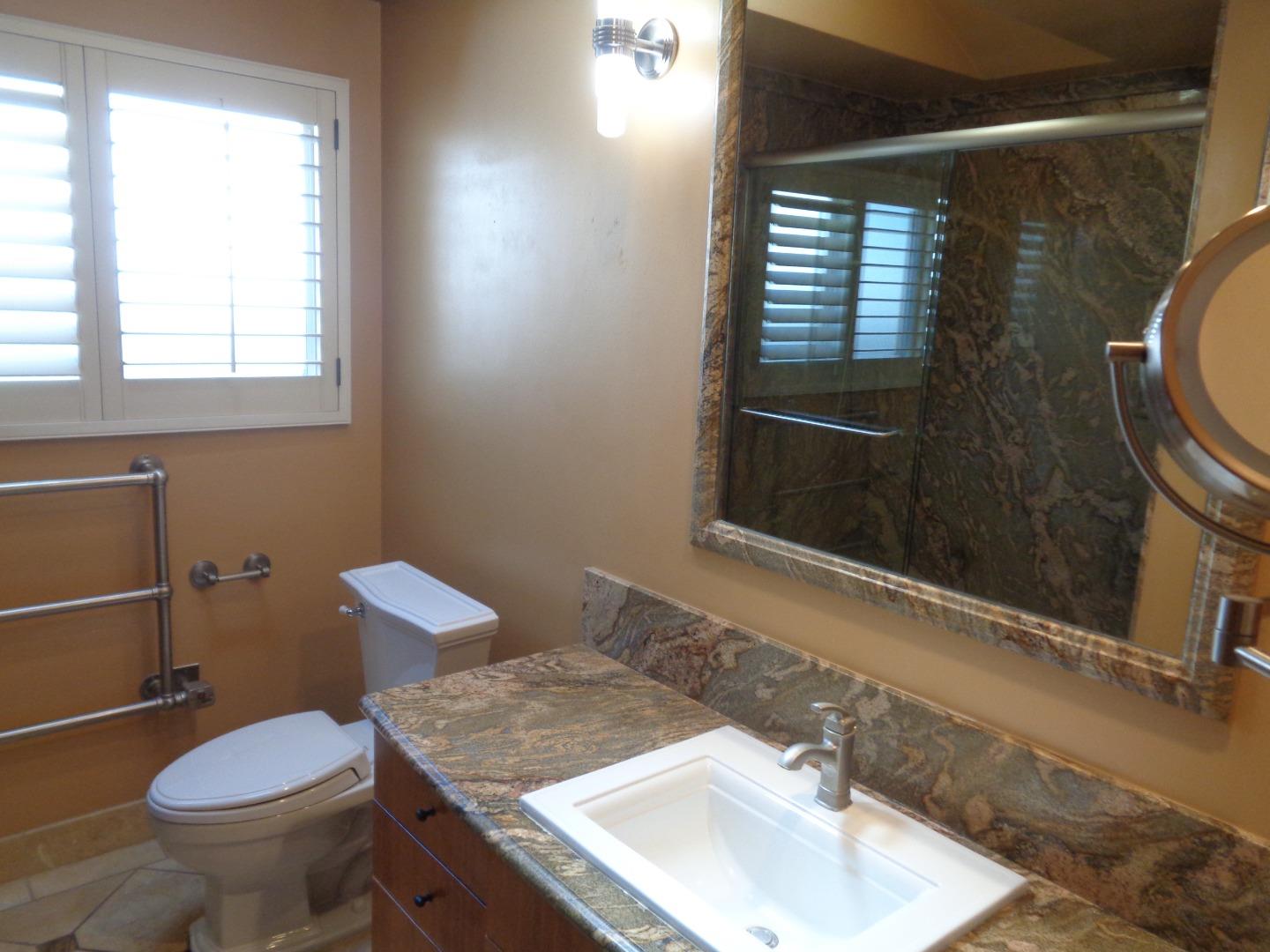 Detail Gallery Image 7 of 9 For 2309 Walden Sq, San Jose,  CA 95124 - 4 Beds | 2/1 Baths