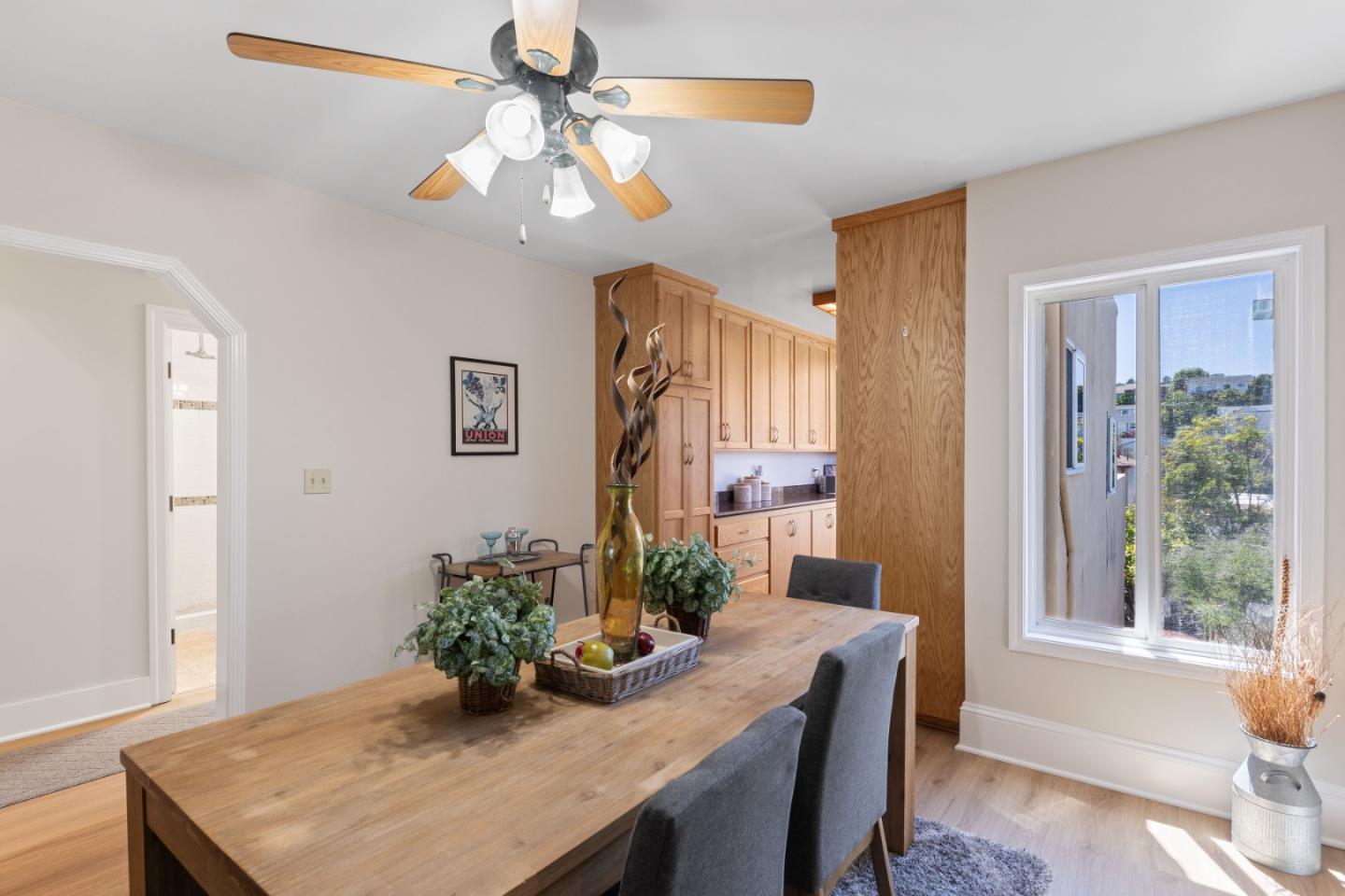 Detail Gallery Image 10 of 49 For 441 Hazel Ave, San Bruno,  CA 94066 - 2 Beds | 2 Baths