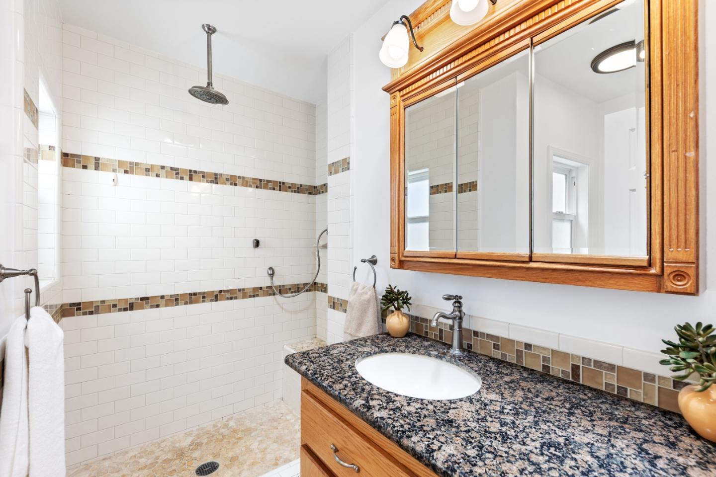 Detail Gallery Image 22 of 49 For 441 Hazel Ave, San Bruno,  CA 94066 - 2 Beds | 2 Baths