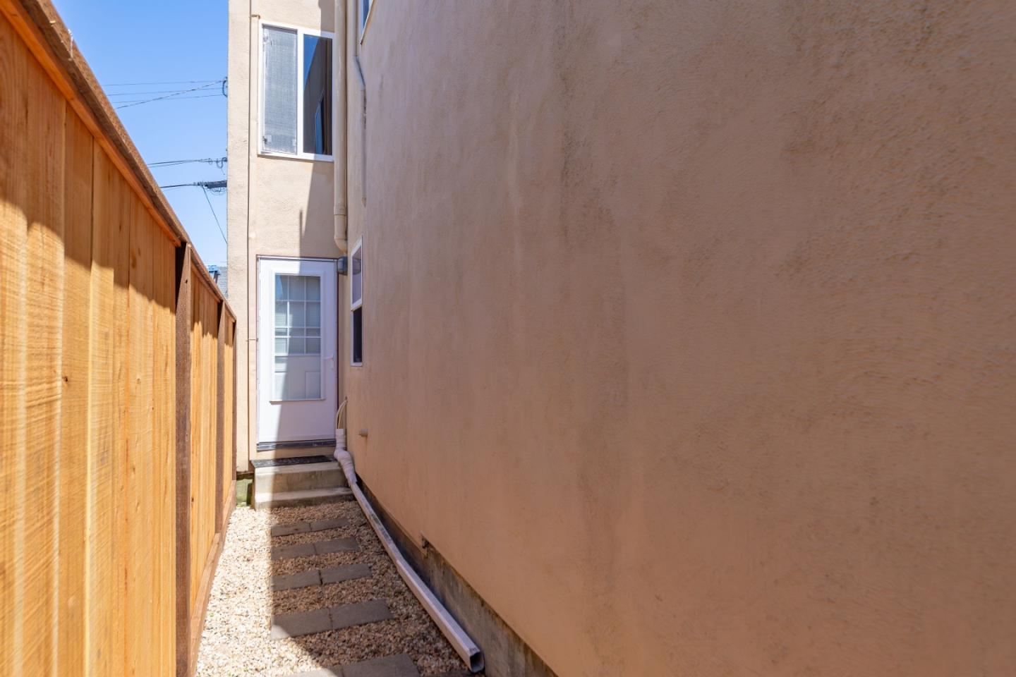 Detail Gallery Image 43 of 49 For 441 Hazel Ave, San Bruno,  CA 94066 - 2 Beds | 2 Baths