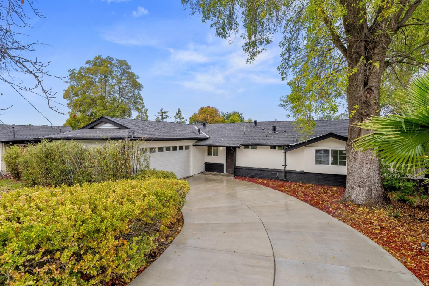 Detail Gallery Image 2 of 73 For 2660 Ross Pl, Walnut Creek,  CA 94597 - 4 Beds | 3 Baths