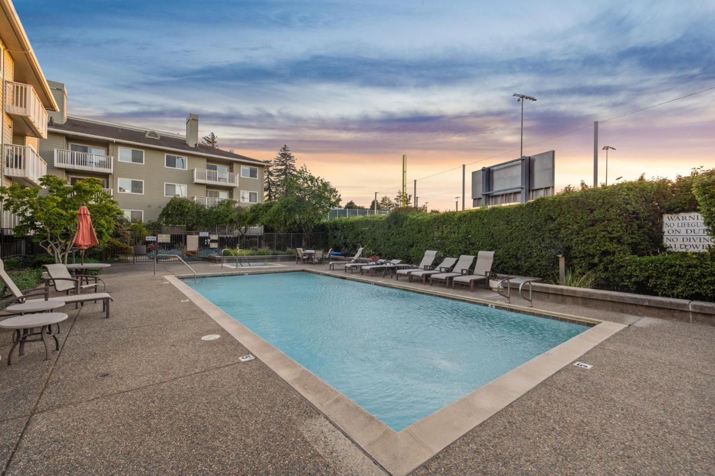 Detail Gallery Image 20 of 28 For 300 Murchison Dr #123,  Millbrae,  CA 94030 - 1 Beds | 1 Baths