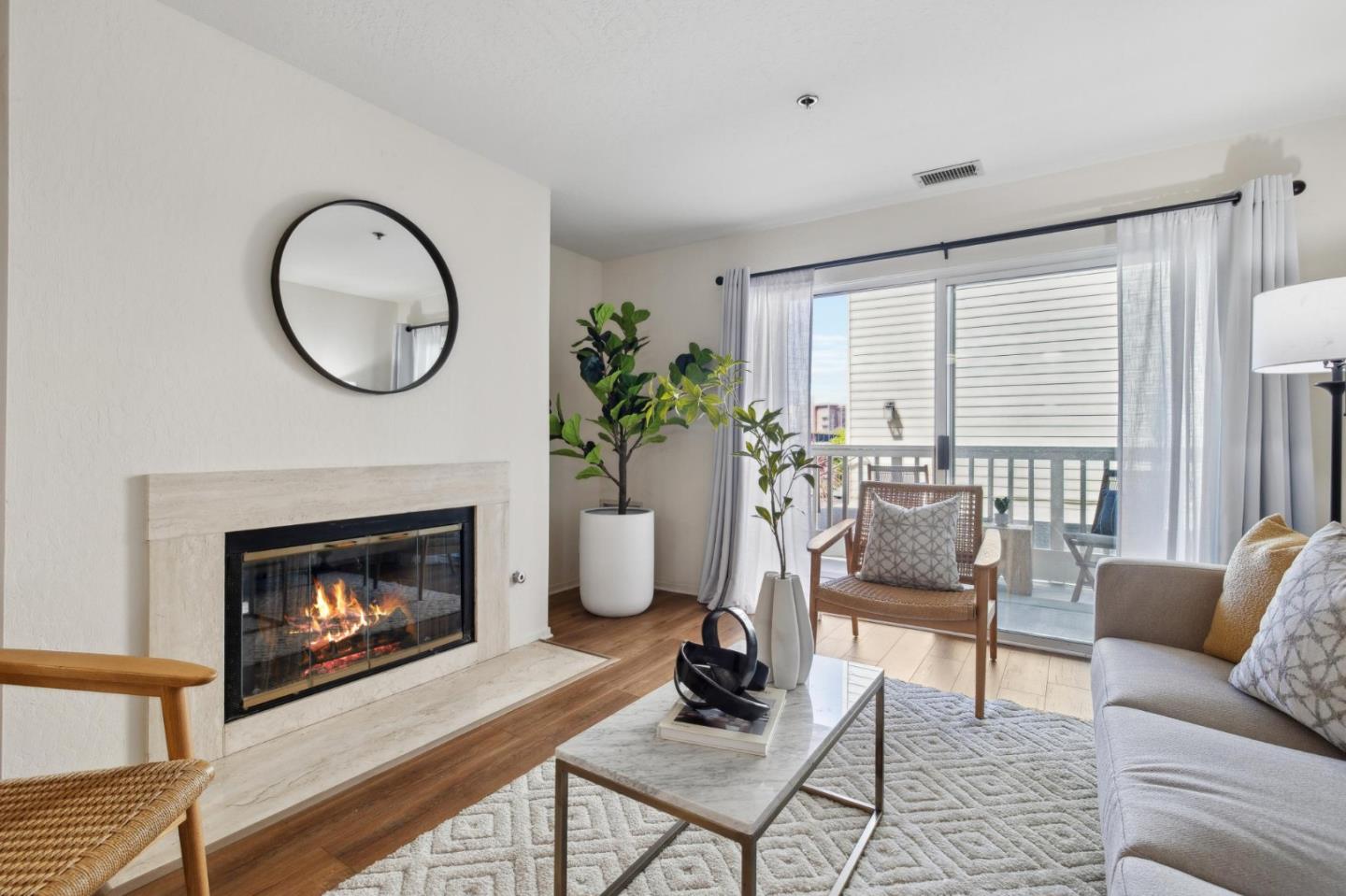 Detail Gallery Image 3 of 28 For 300 Murchison Dr #123,  Millbrae,  CA 94030 - 1 Beds | 1 Baths
