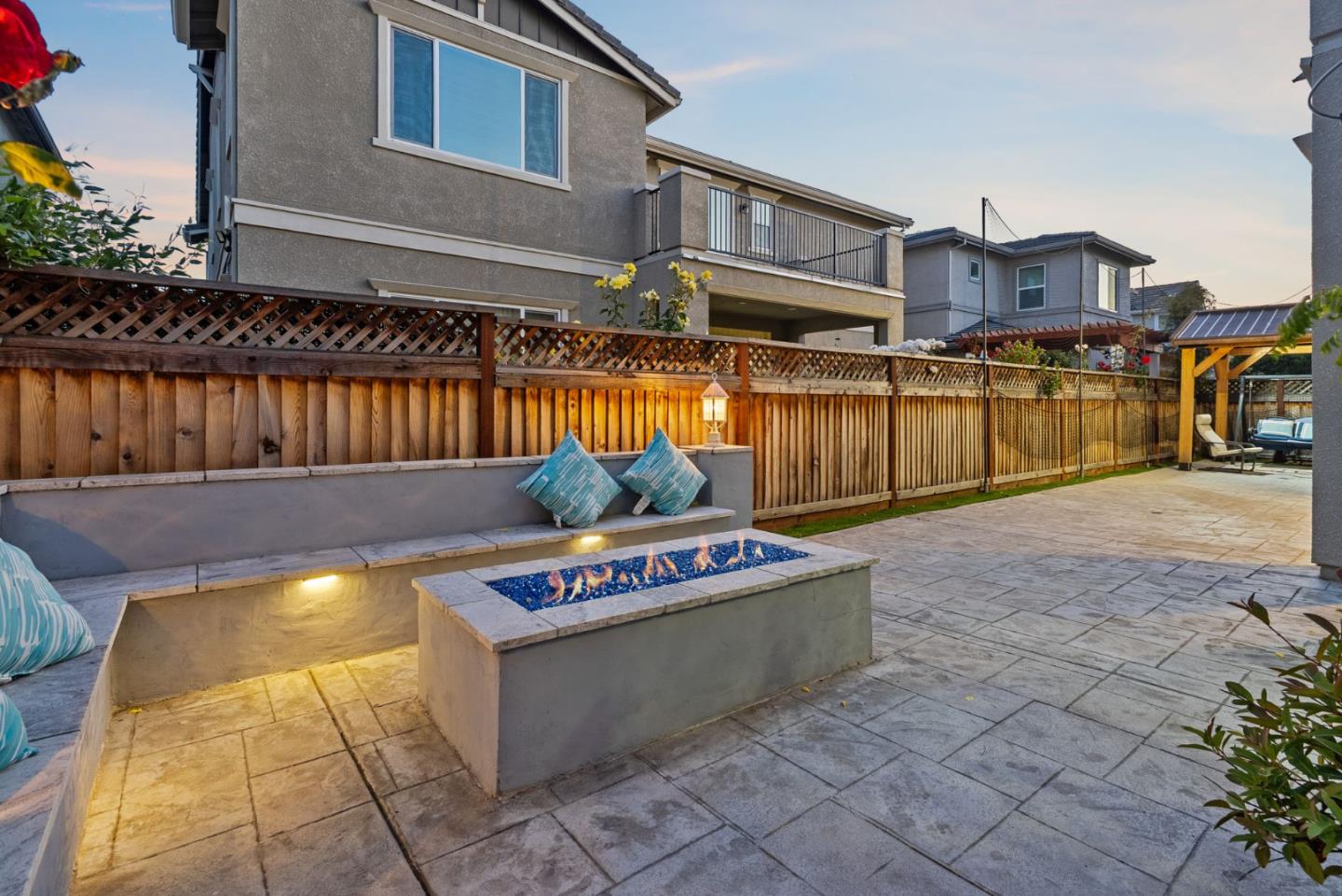 Detail Gallery Image 12 of 61 For 39441 Humpback Whale Rd, Newark,  CA 94560 - 5 Beds | 4/1 Baths