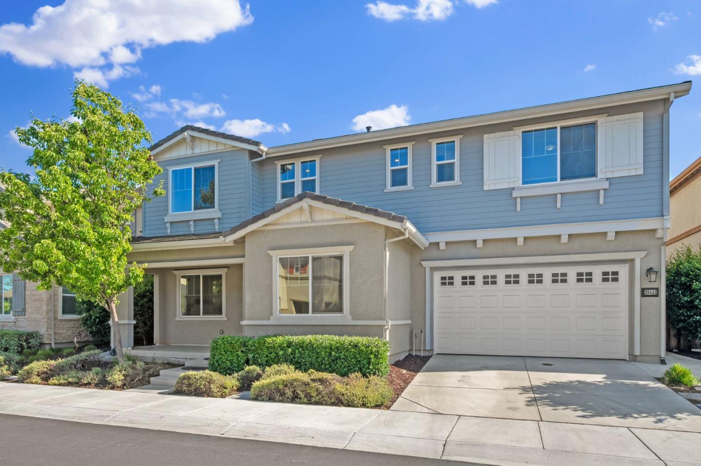 Detail Gallery Image 14 of 61 For 39441 Humpback Whale Rd, Newark,  CA 94560 - 5 Beds | 4/1 Baths