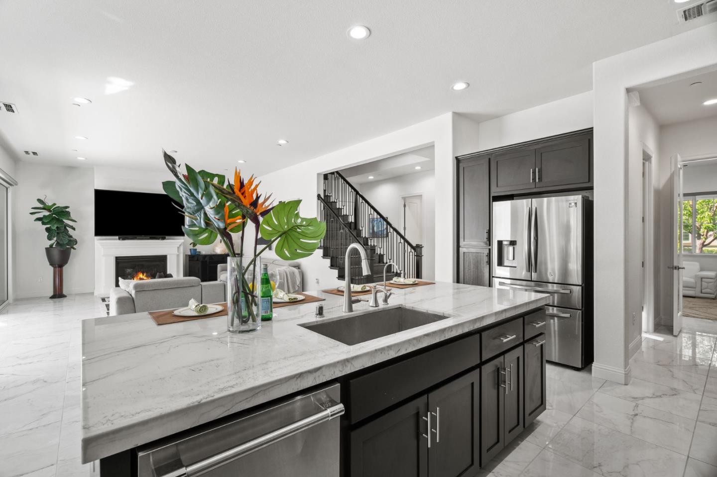 Detail Gallery Image 22 of 61 For 39441 Humpback Whale Rd, Newark,  CA 94560 - 5 Beds | 4/1 Baths