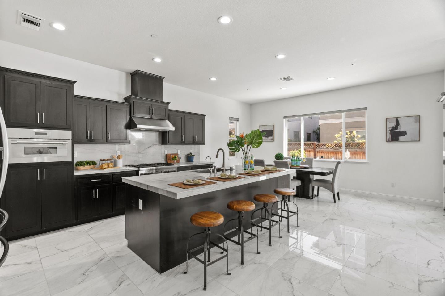 Detail Gallery Image 23 of 61 For 39441 Humpback Whale Rd, Newark,  CA 94560 - 5 Beds | 4/1 Baths