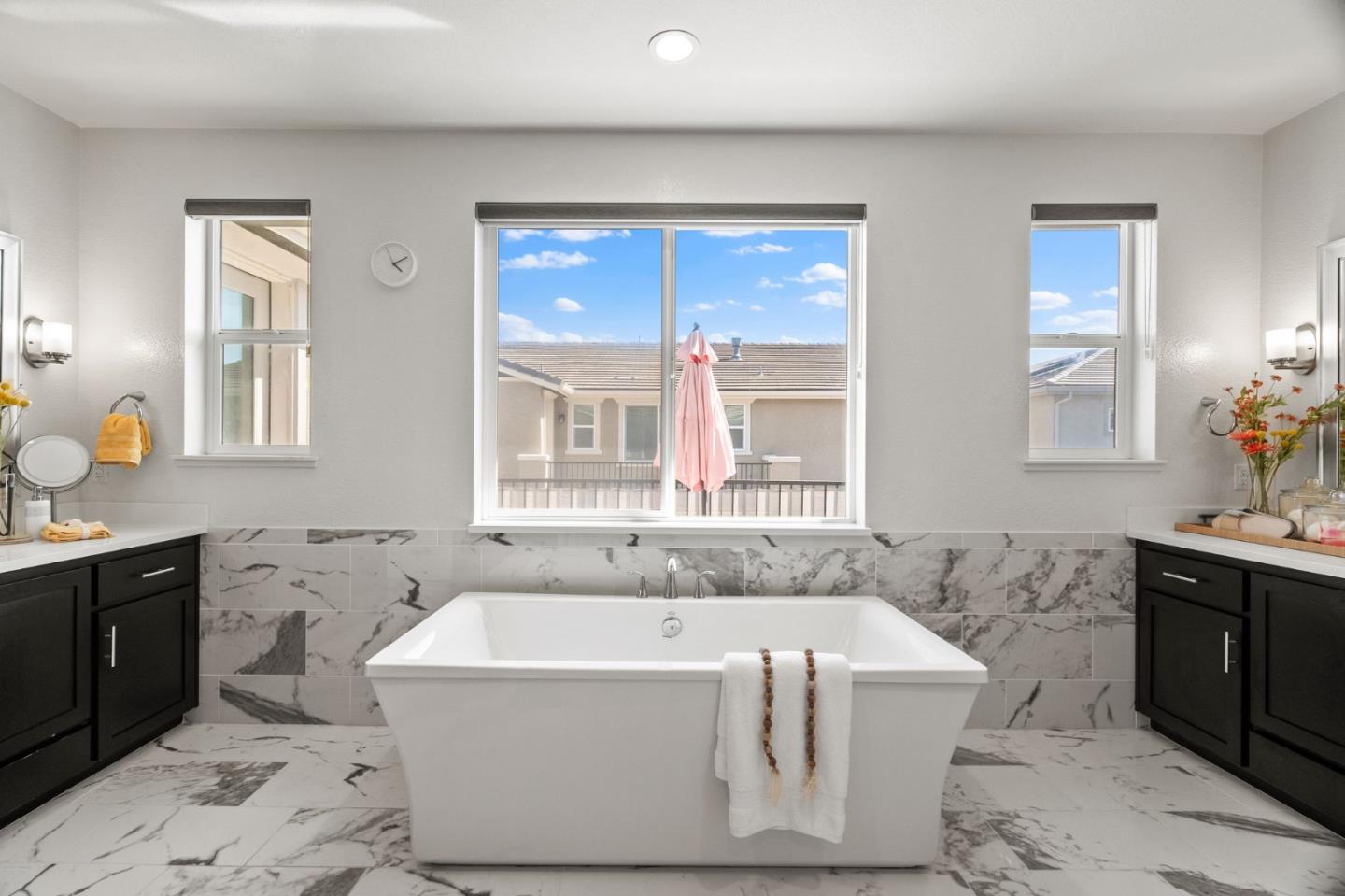 Detail Gallery Image 32 of 61 For 39441 Humpback Whale Rd, Newark,  CA 94560 - 5 Beds | 4/1 Baths