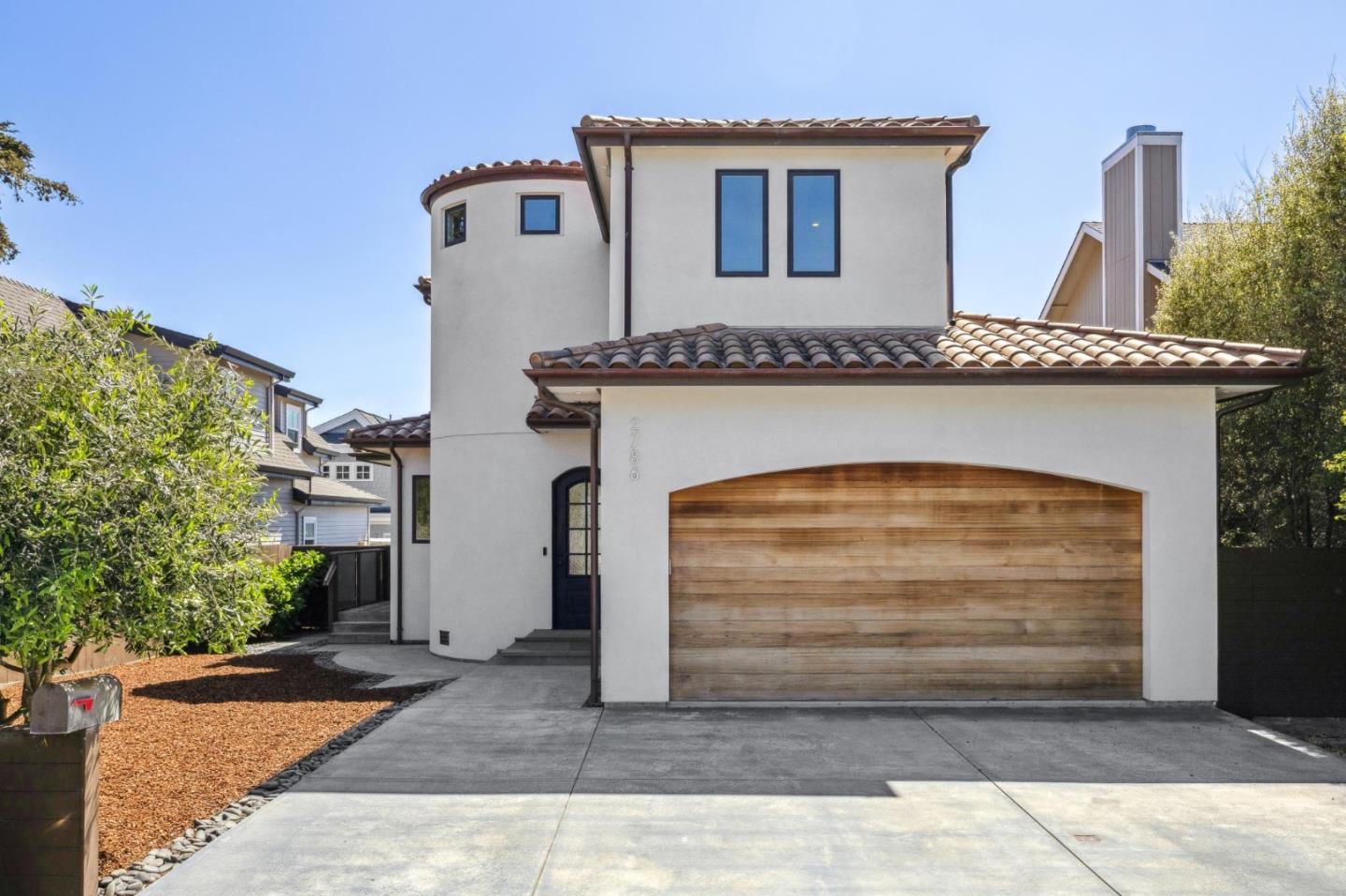 Detail Gallery Image 2 of 42 For 2786 Pullman Ave, Half Moon Bay,  CA 94019 - 4 Beds | 3 Baths