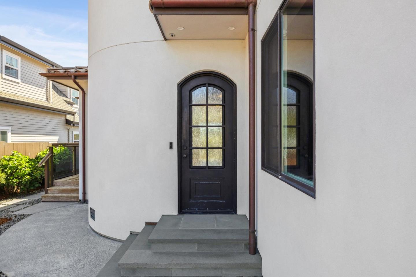 Detail Gallery Image 4 of 42 For 2786 Pullman Ave, Half Moon Bay,  CA 94019 - 4 Beds | 3 Baths