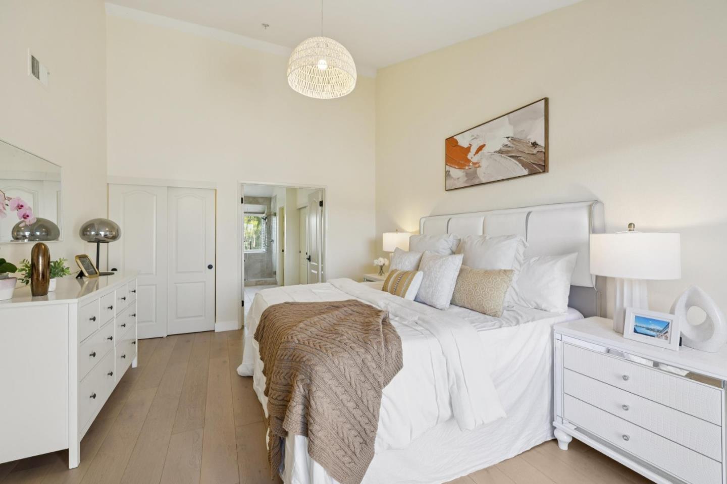 Detail Gallery Image 23 of 58 For 2309 Vista Del Mar, San Mateo,  CA 94404 - 2 Beds | 2 Baths