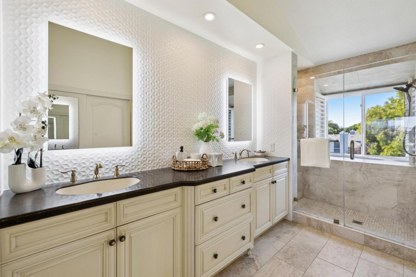 Detail Gallery Image 24 of 58 For 2309 Vista Del Mar, San Mateo,  CA 94404 - 2 Beds | 2 Baths