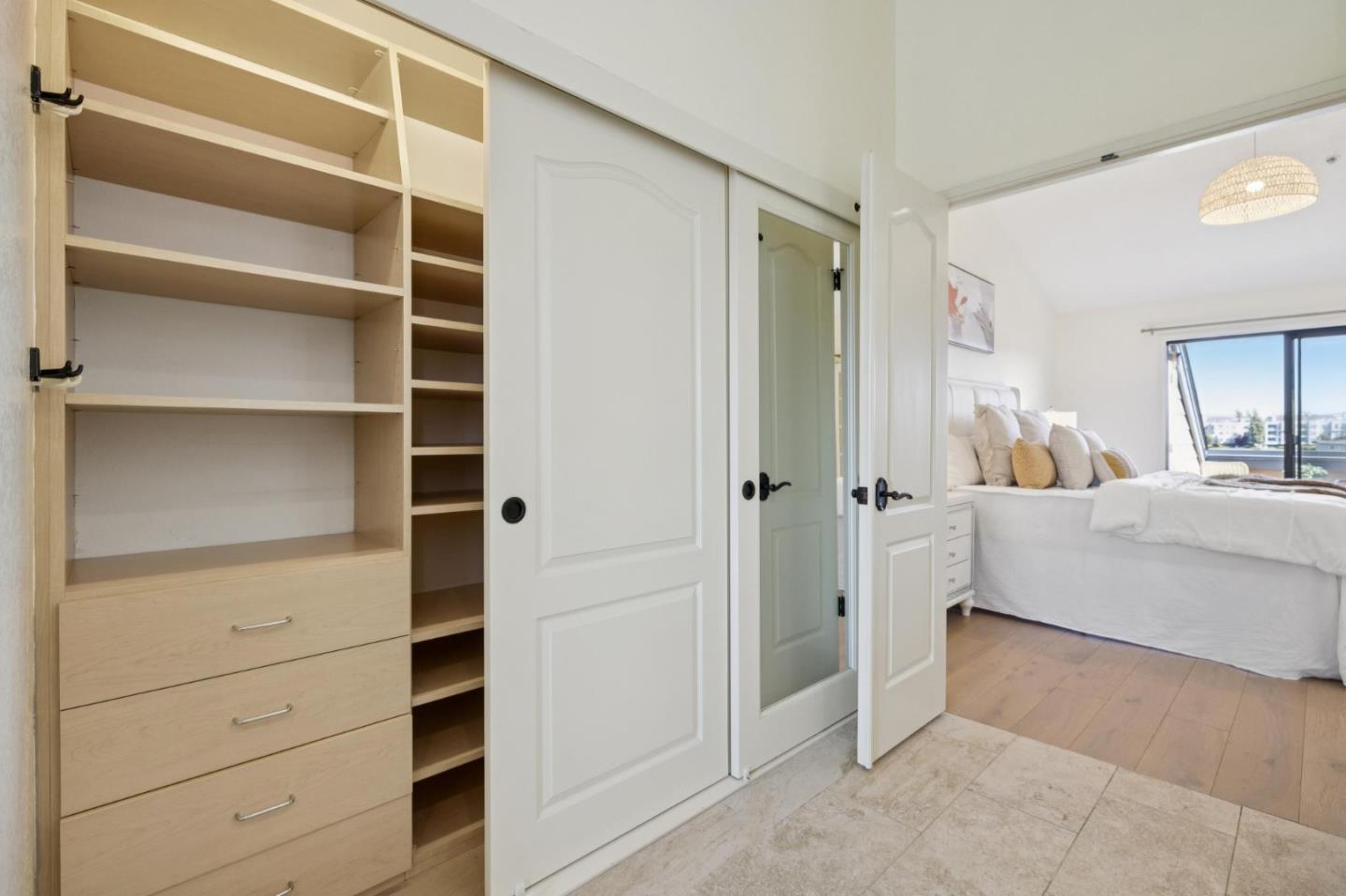 Detail Gallery Image 27 of 58 For 2309 Vista Del Mar, San Mateo,  CA 94404 - 2 Beds | 2 Baths