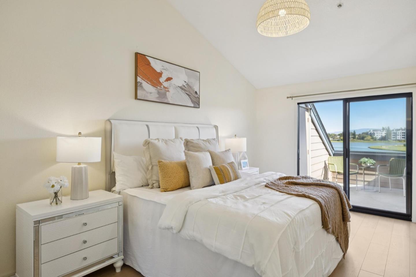 Detail Gallery Image 28 of 58 For 2309 Vista Del Mar, San Mateo,  CA 94404 - 2 Beds | 2 Baths