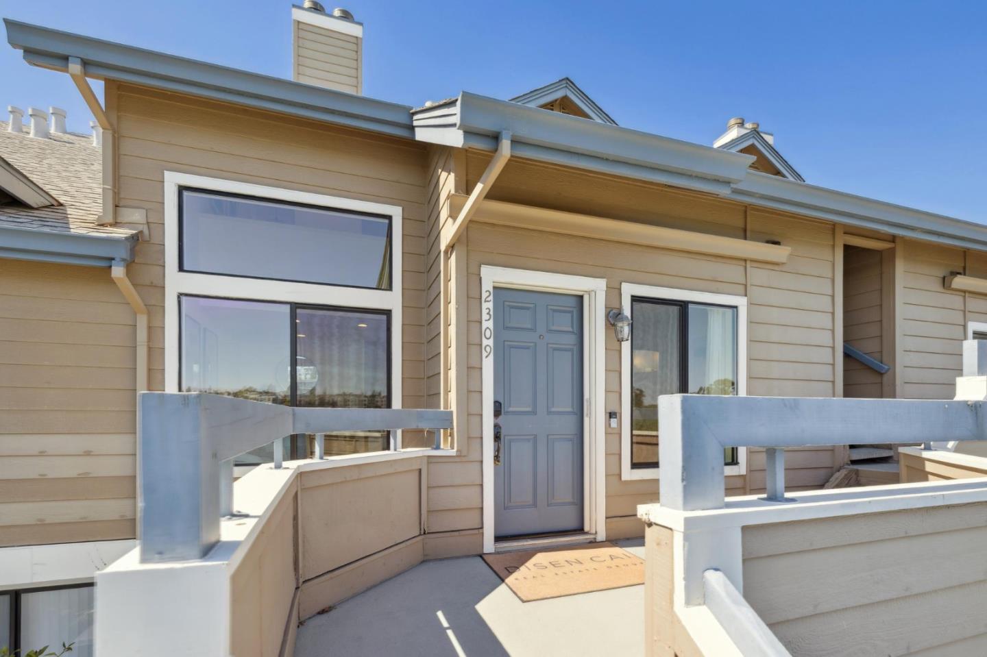 Detail Gallery Image 3 of 58 For 2309 Vista Del Mar, San Mateo,  CA 94404 - 2 Beds | 2 Baths