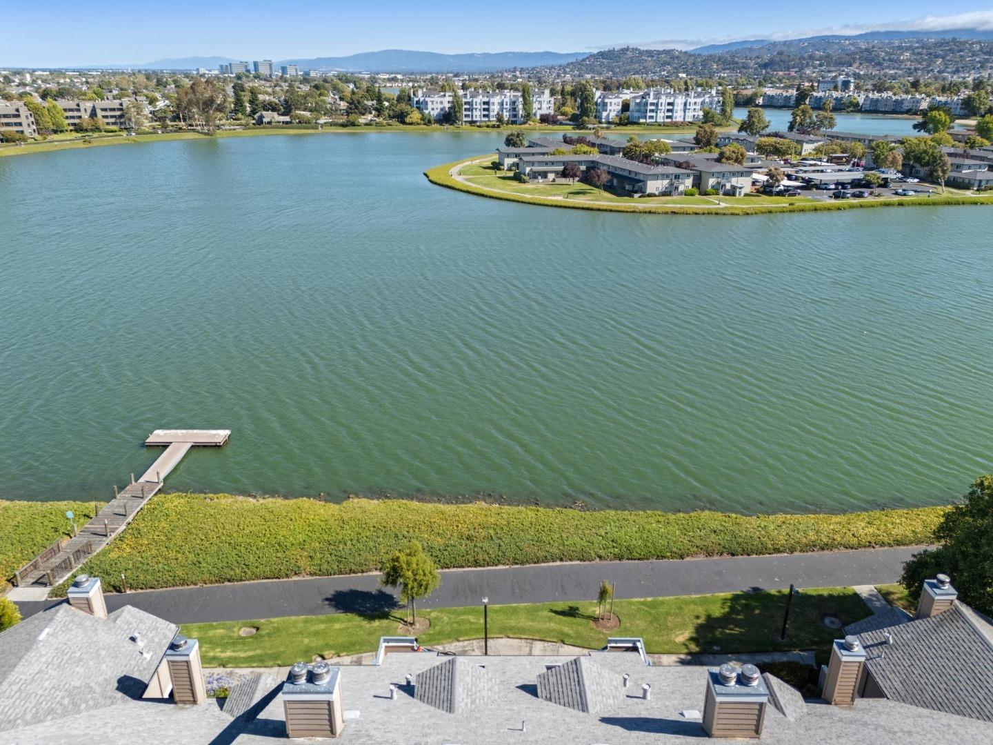 Detail Gallery Image 41 of 58 For 2309 Vista Del Mar, San Mateo,  CA 94404 - 2 Beds | 2 Baths