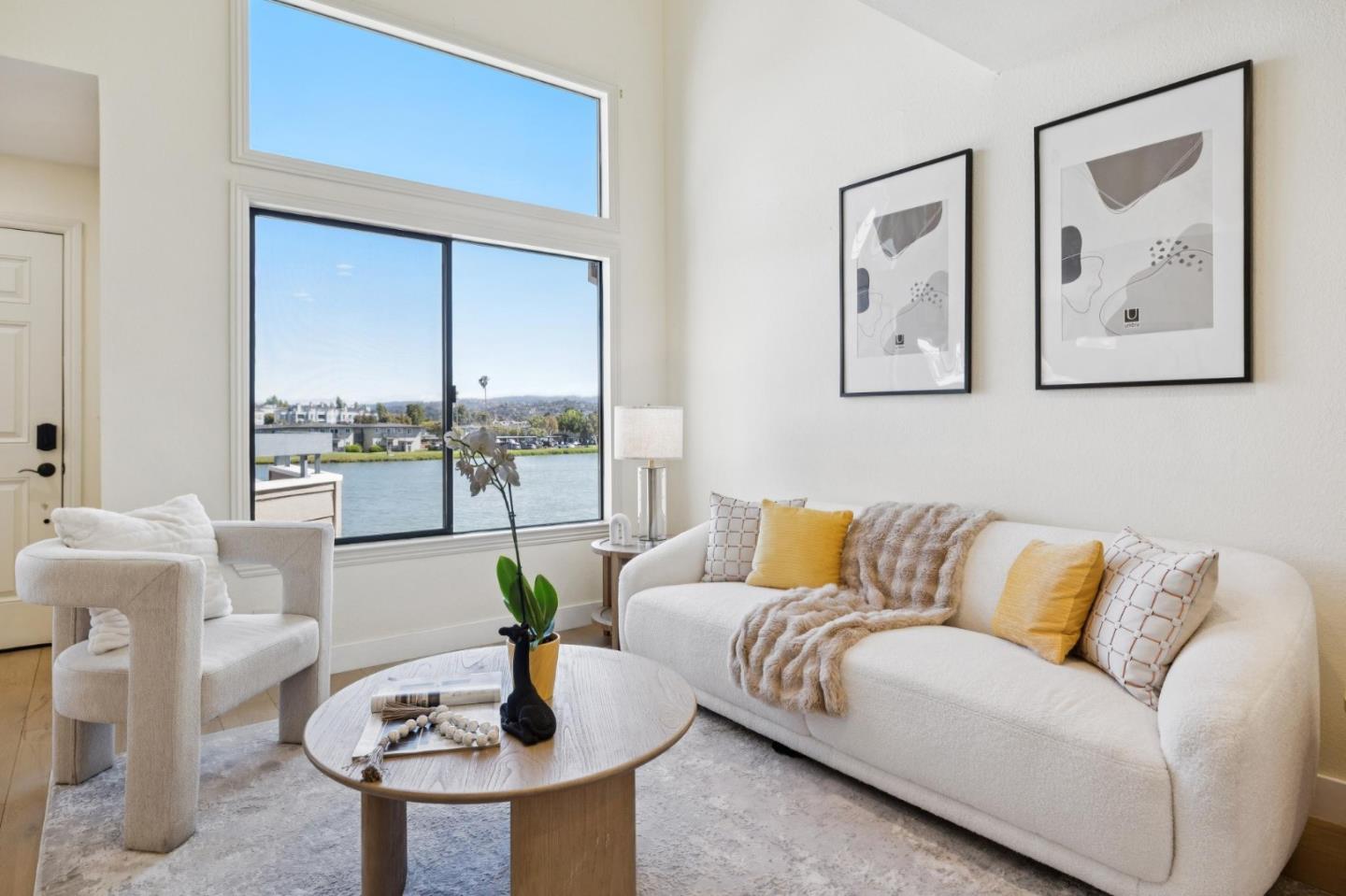 Detail Gallery Image 5 of 58 For 2309 Vista Del Mar, San Mateo,  CA 94404 - 2 Beds | 2 Baths