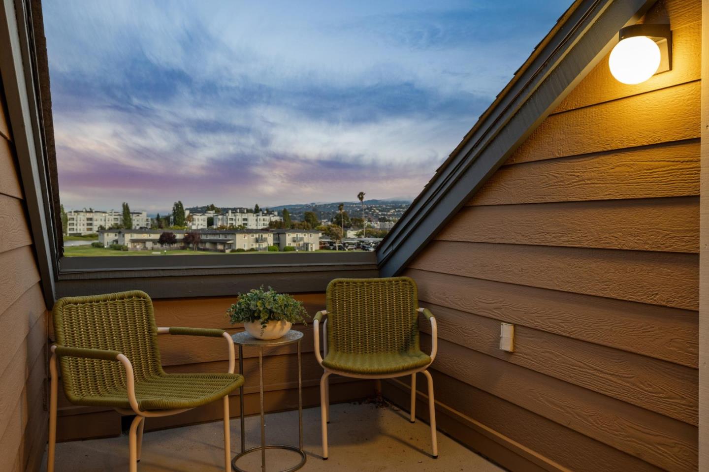 Detail Gallery Image 53 of 58 For 2309 Vista Del Mar, San Mateo,  CA 94404 - 2 Beds | 2 Baths