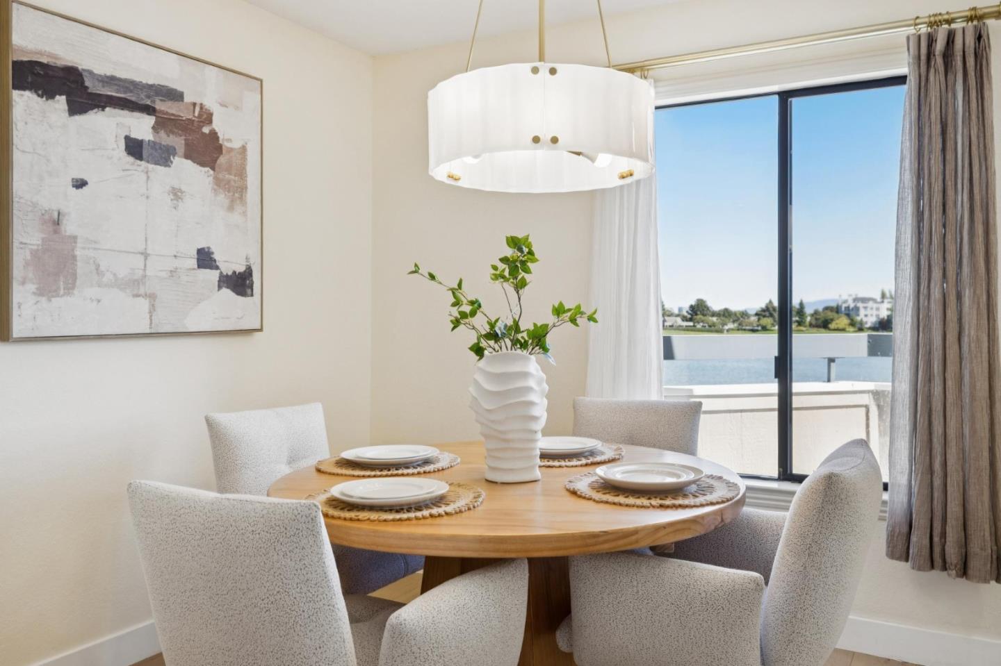 Detail Gallery Image 9 of 58 For 2309 Vista Del Mar, San Mateo,  CA 94404 - 2 Beds | 2 Baths